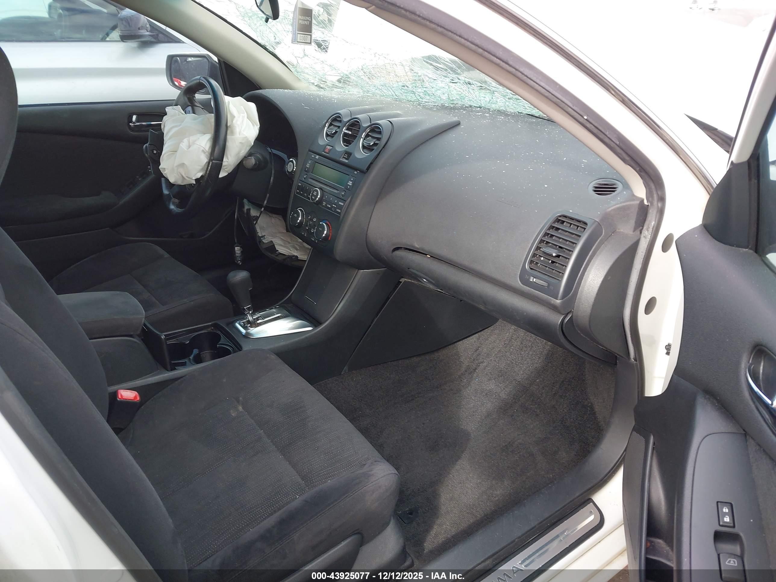 NISSAN ALTIMA image 5