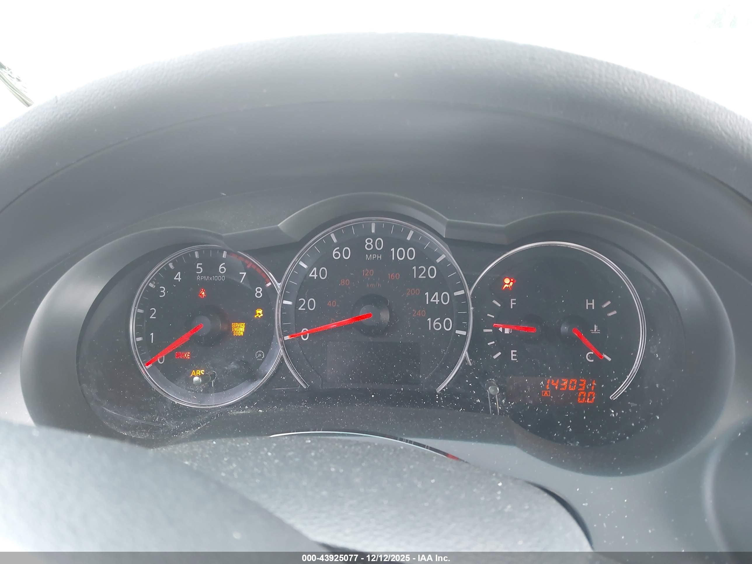 NISSAN ALTIMA image 7