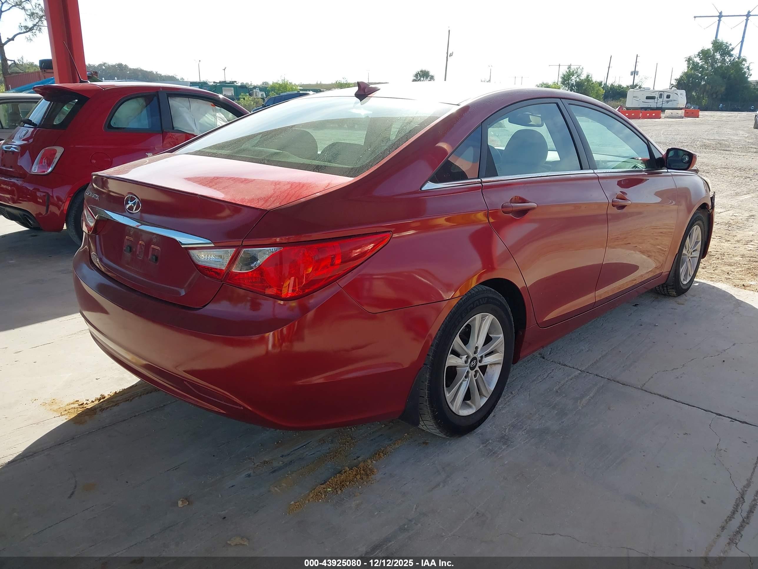HYUNDAI SONATA image 4