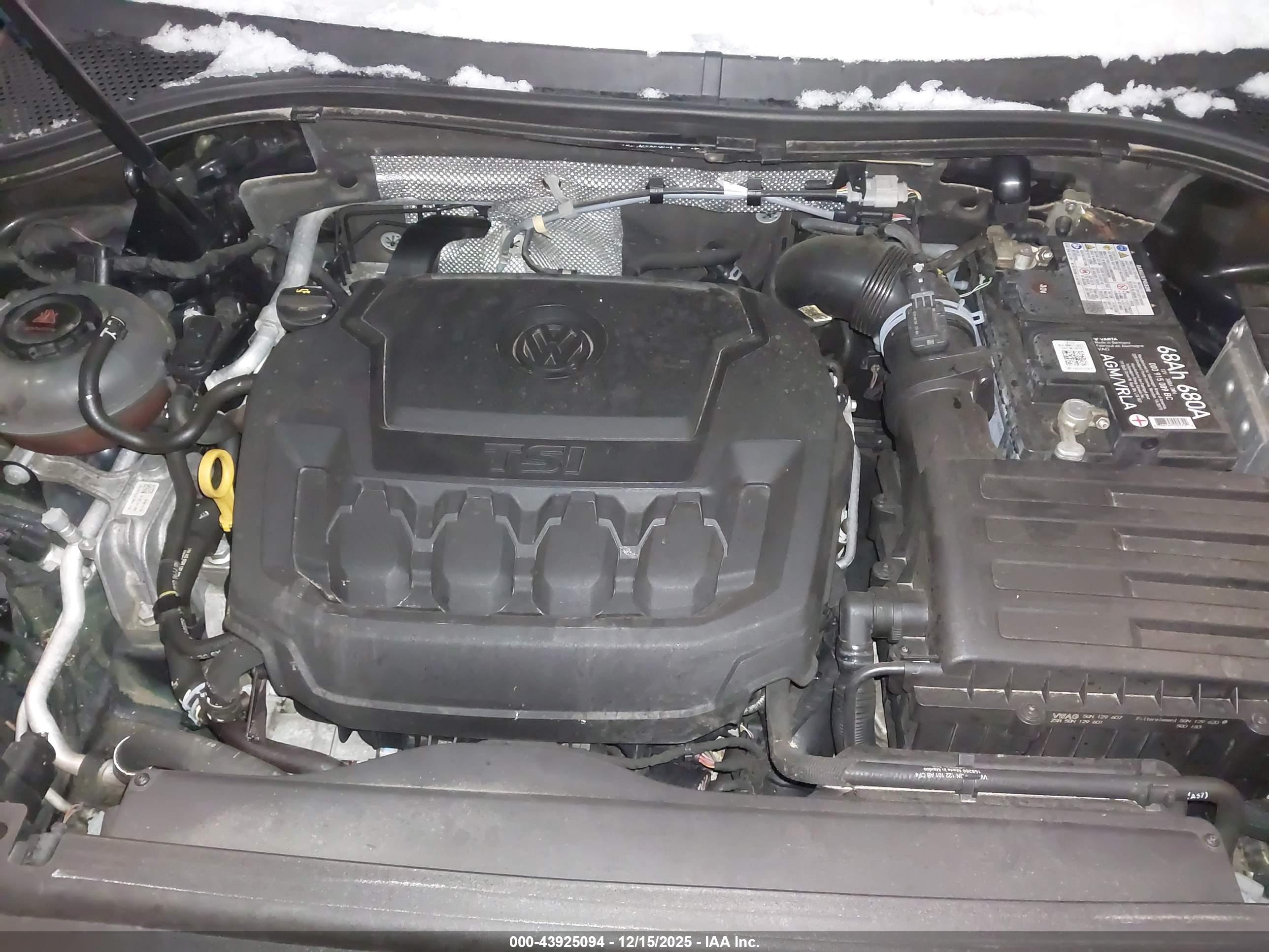 VOLKSWAGEN TIGUAN image 10