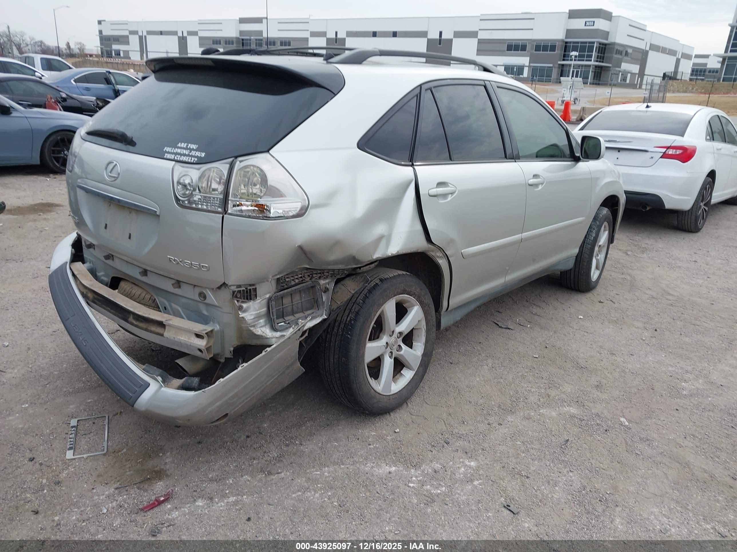 LEXUS RX image 4