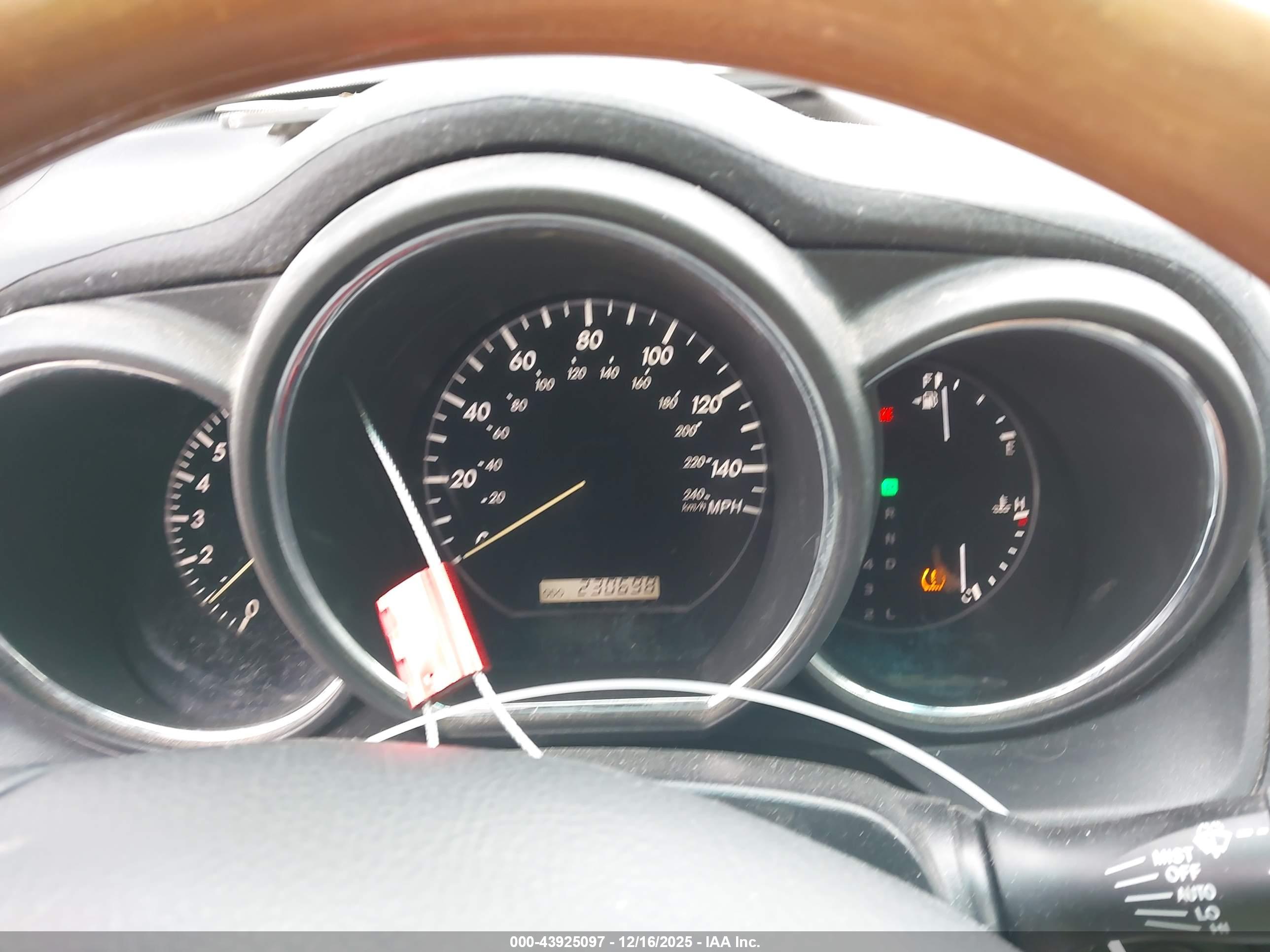 LEXUS RX image 7
