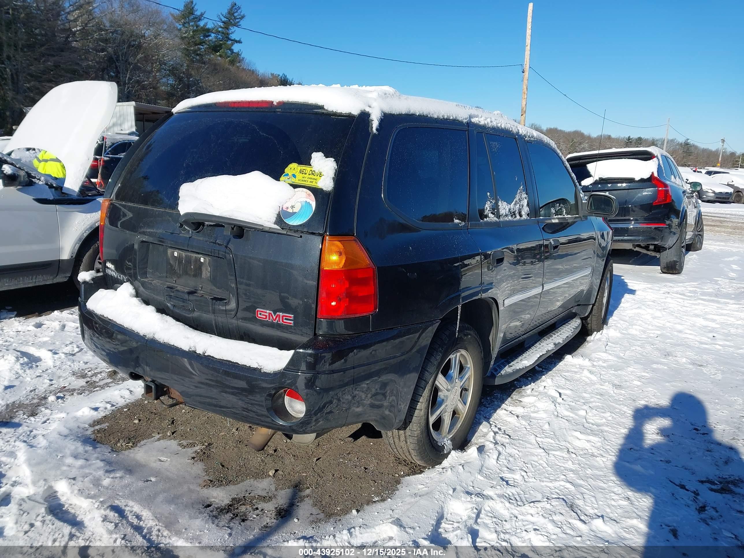 GMC ENVOY image 4