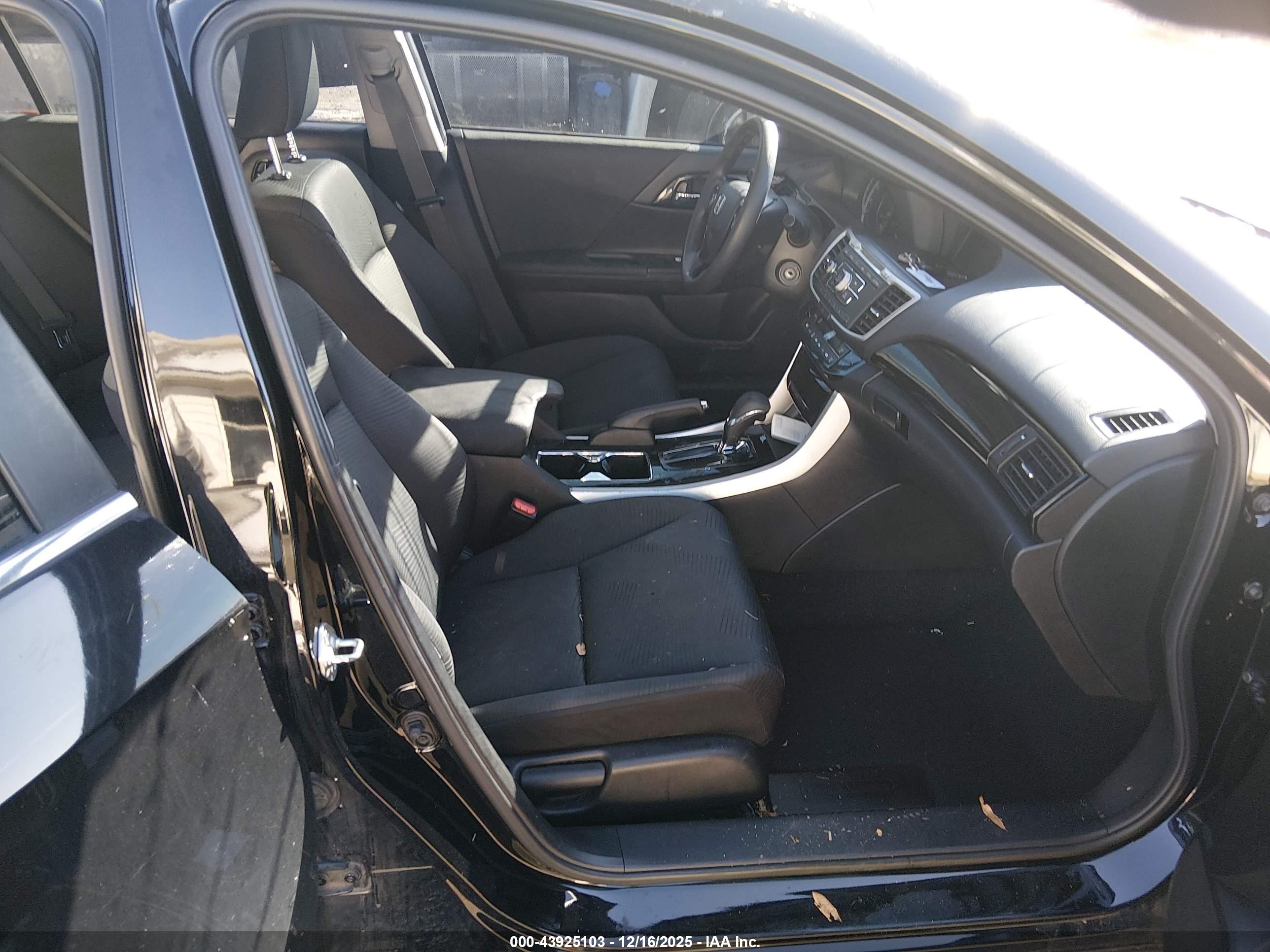 HONDA ACCORD image 5