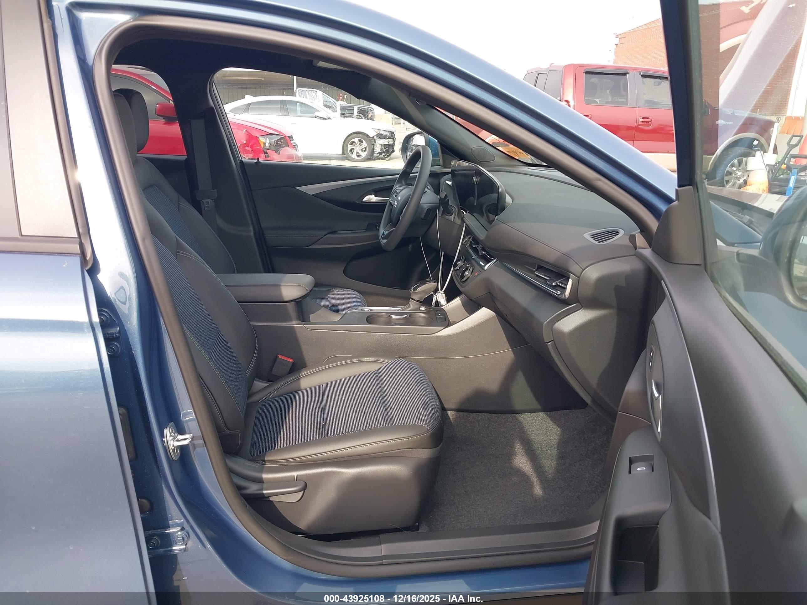 BUICK ENVISTA image 5