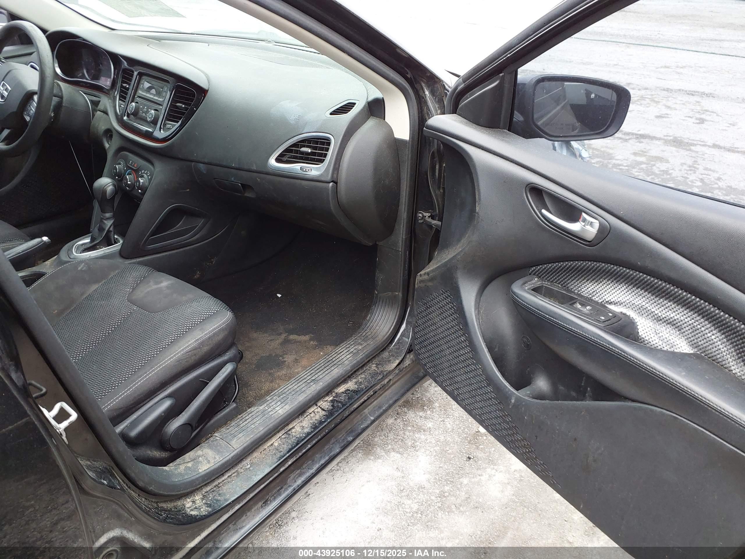 DODGE DART image 5