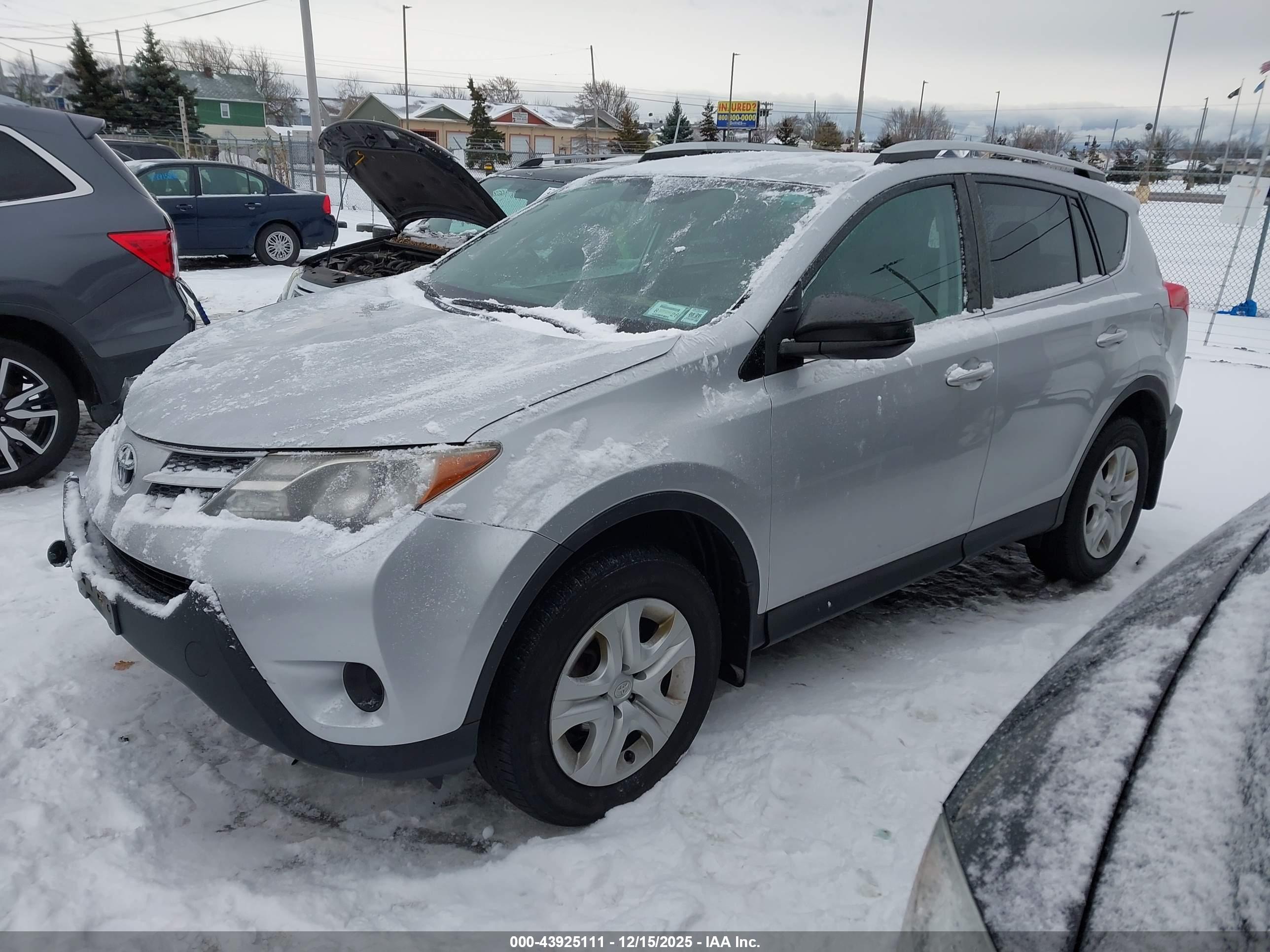 TOYOTA RAV4 image 2