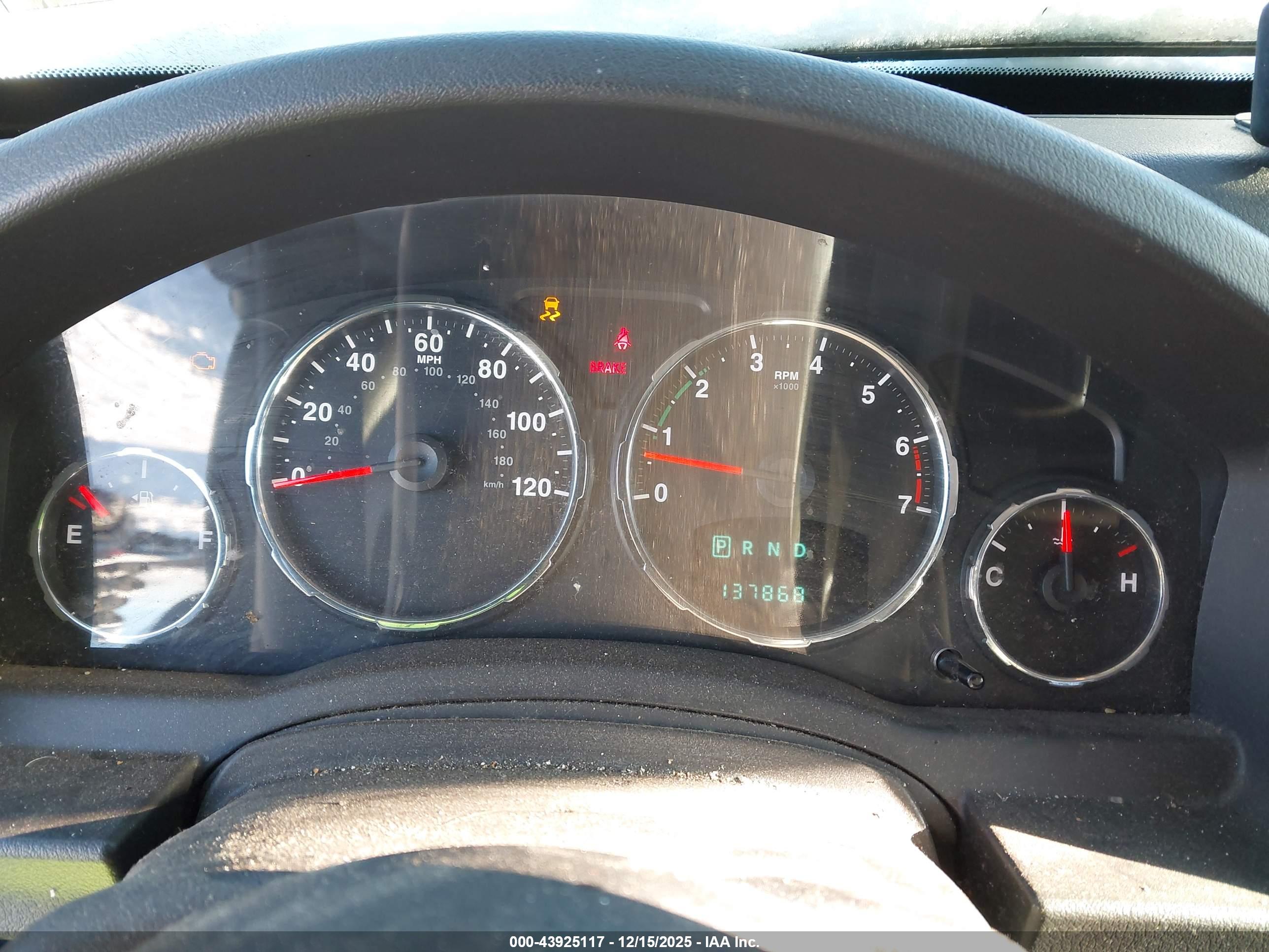 JEEP LIBERTY image 7