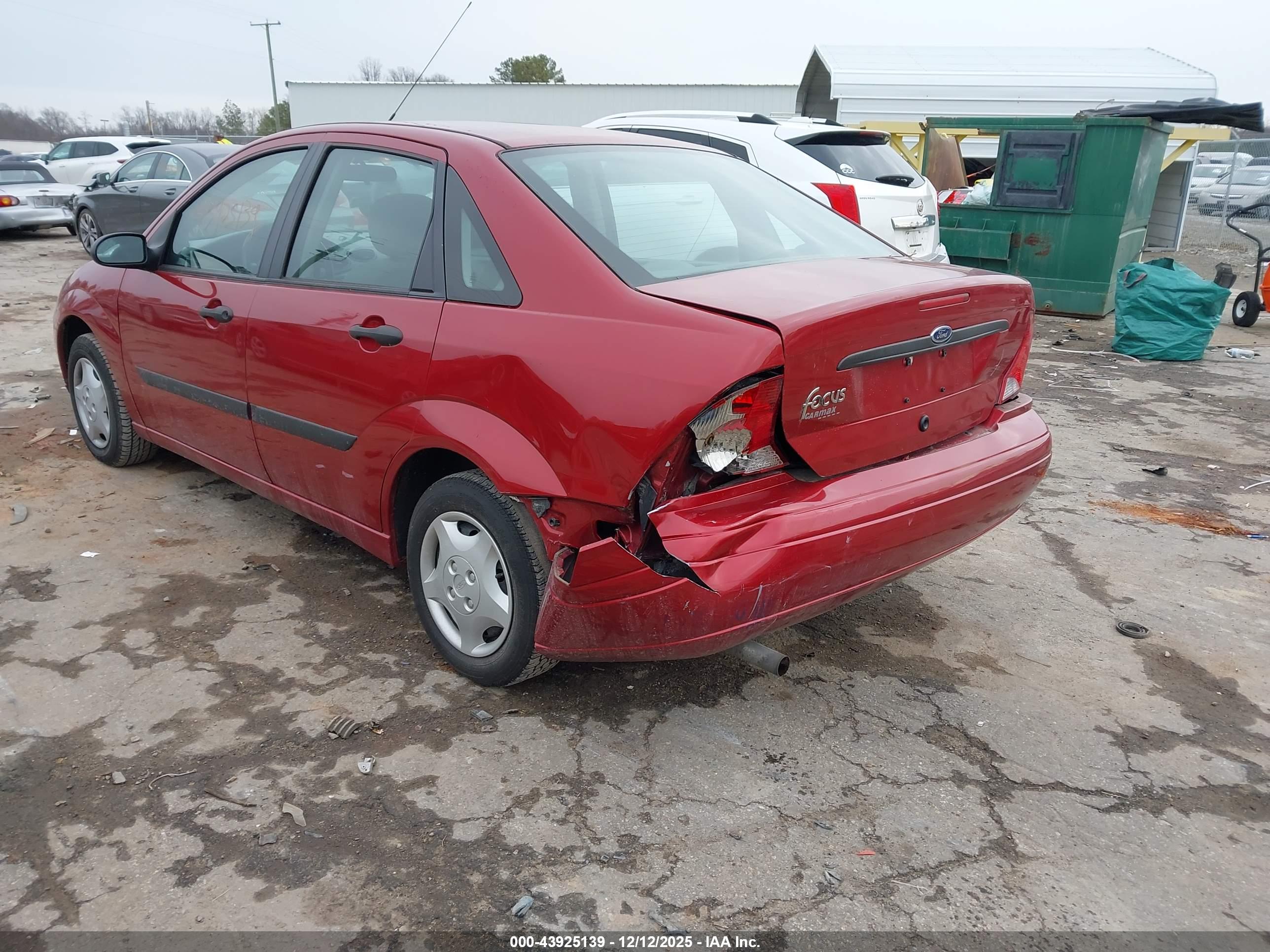 FORD FOCUS image 3
