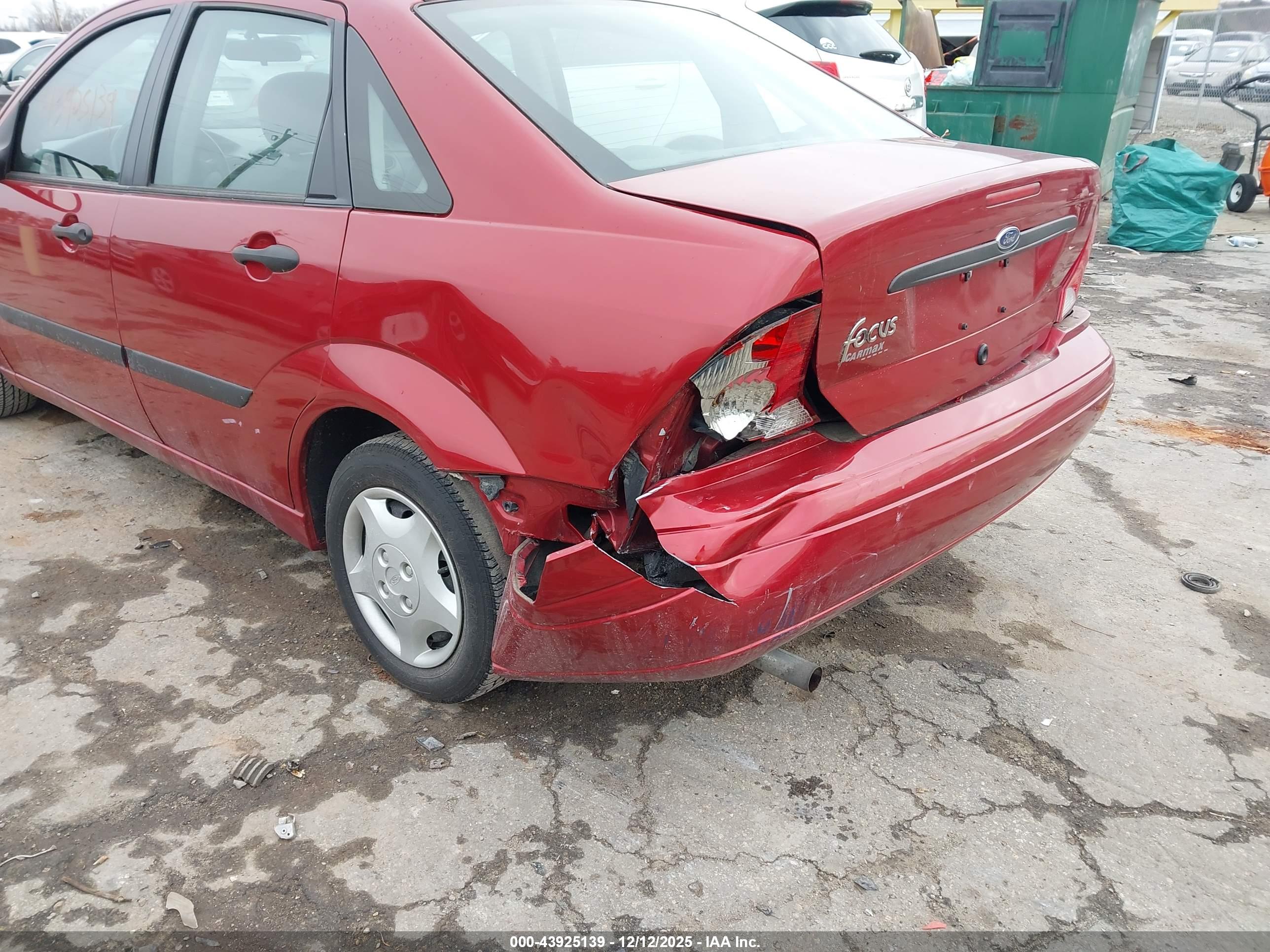 FORD FOCUS image 6