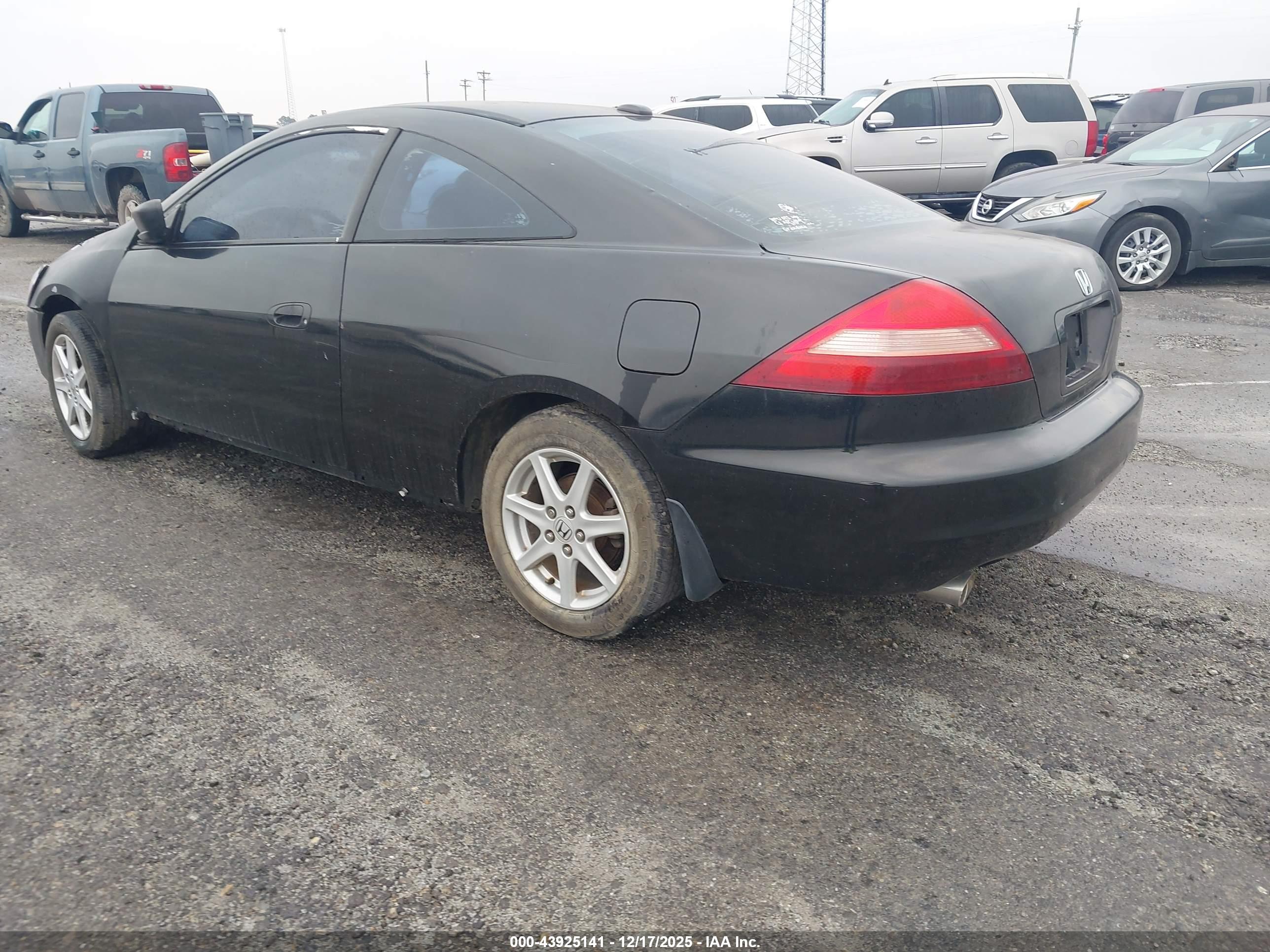 HONDA ACCORD image 3