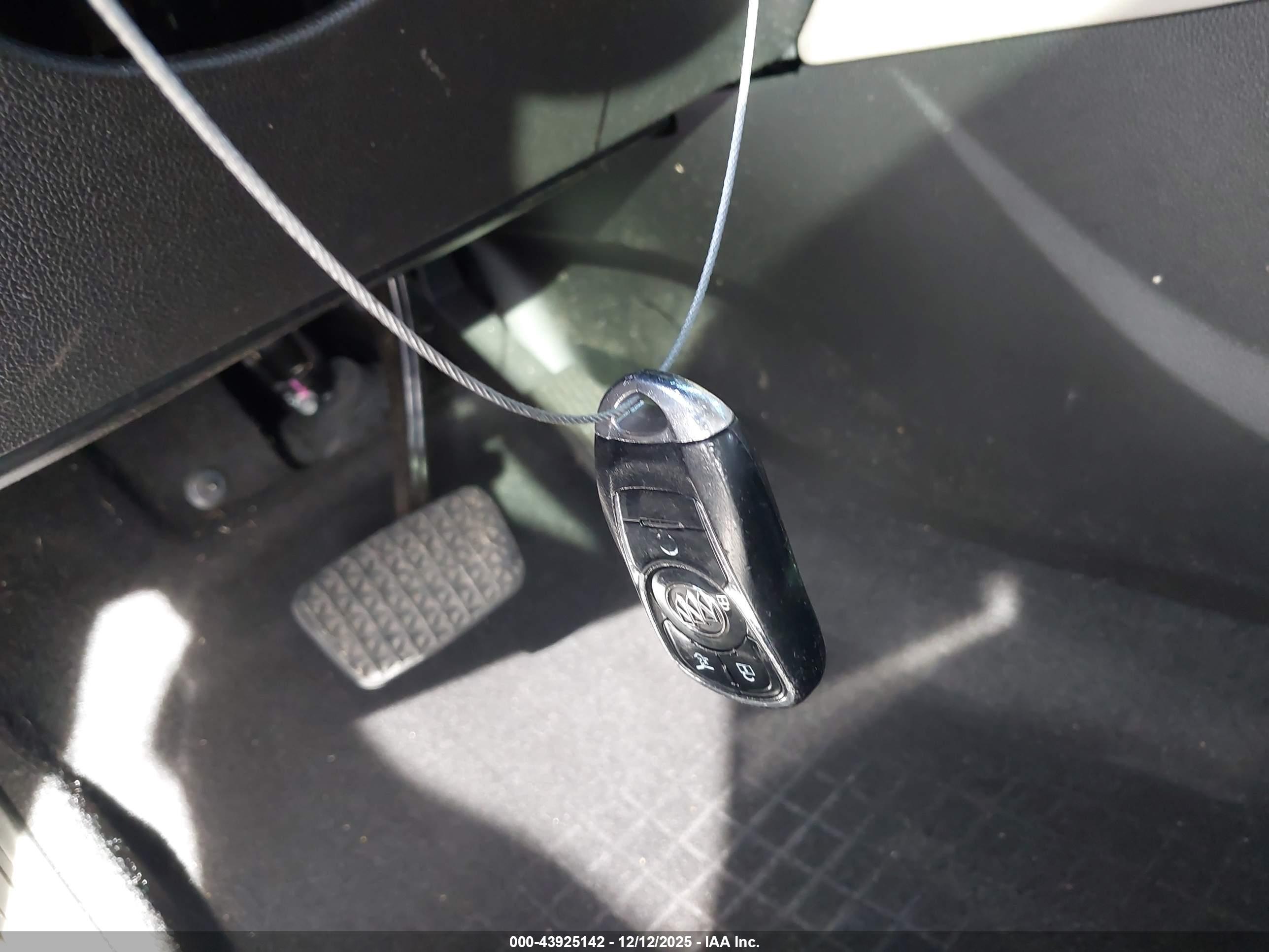 BUICK ENVISION image 11