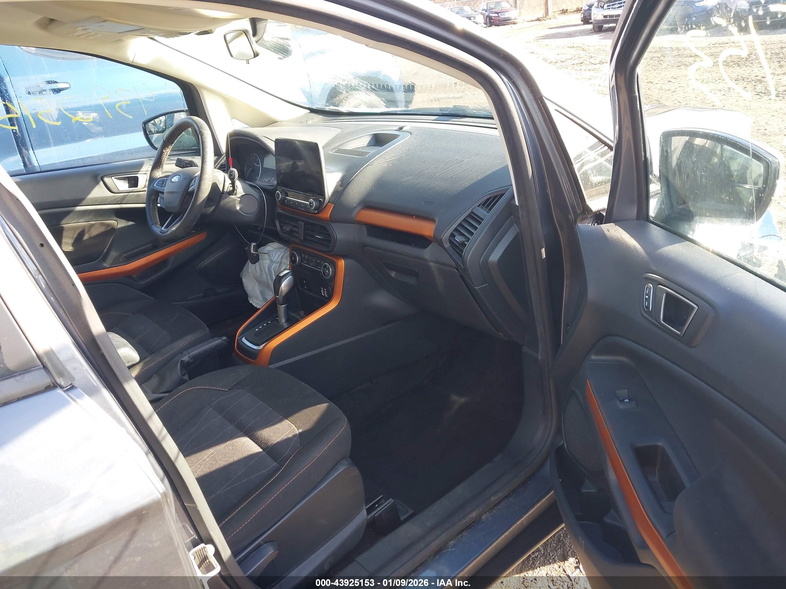 FORD ECOSPORT image 5