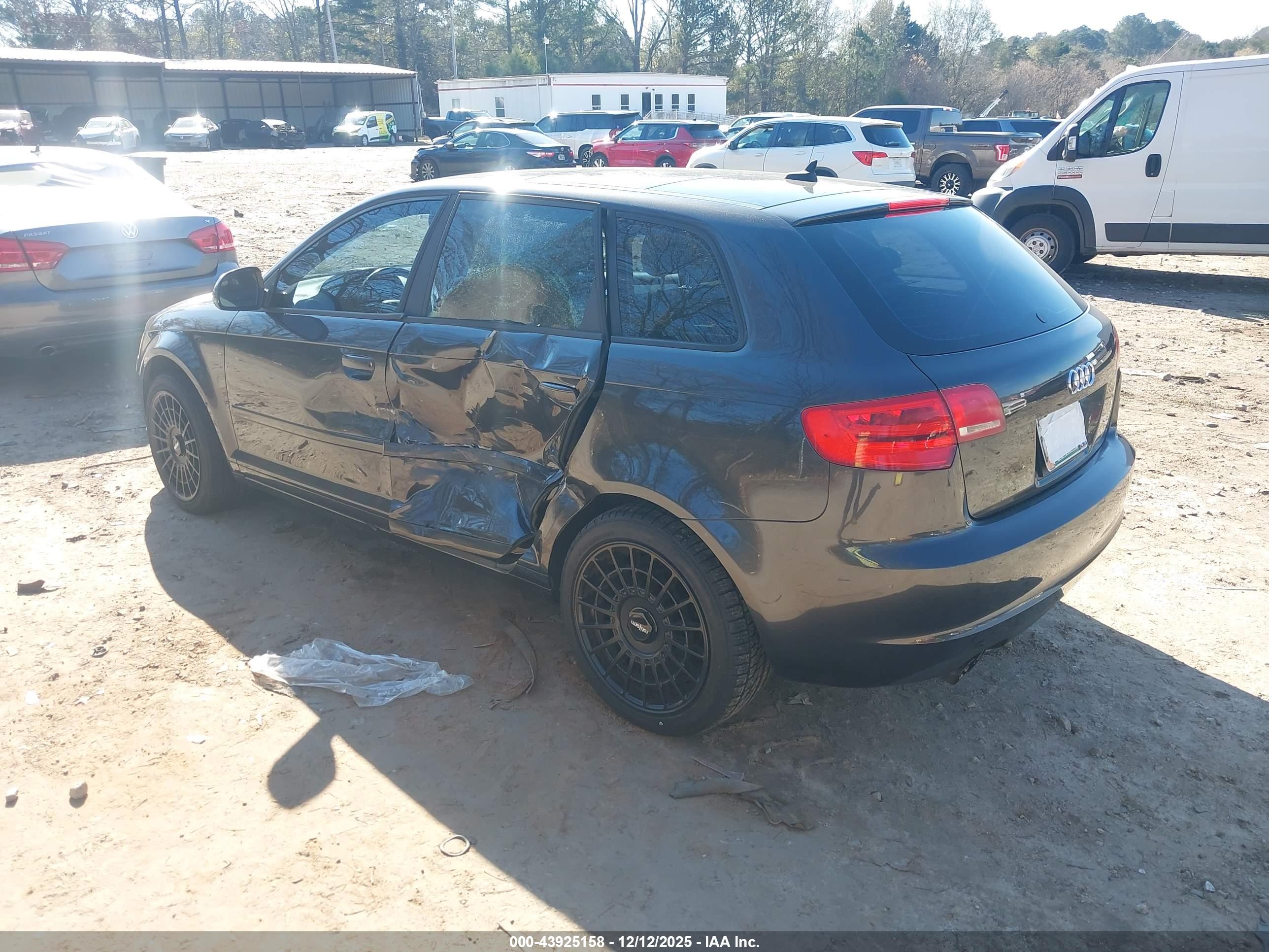 AUDI A3 image 3