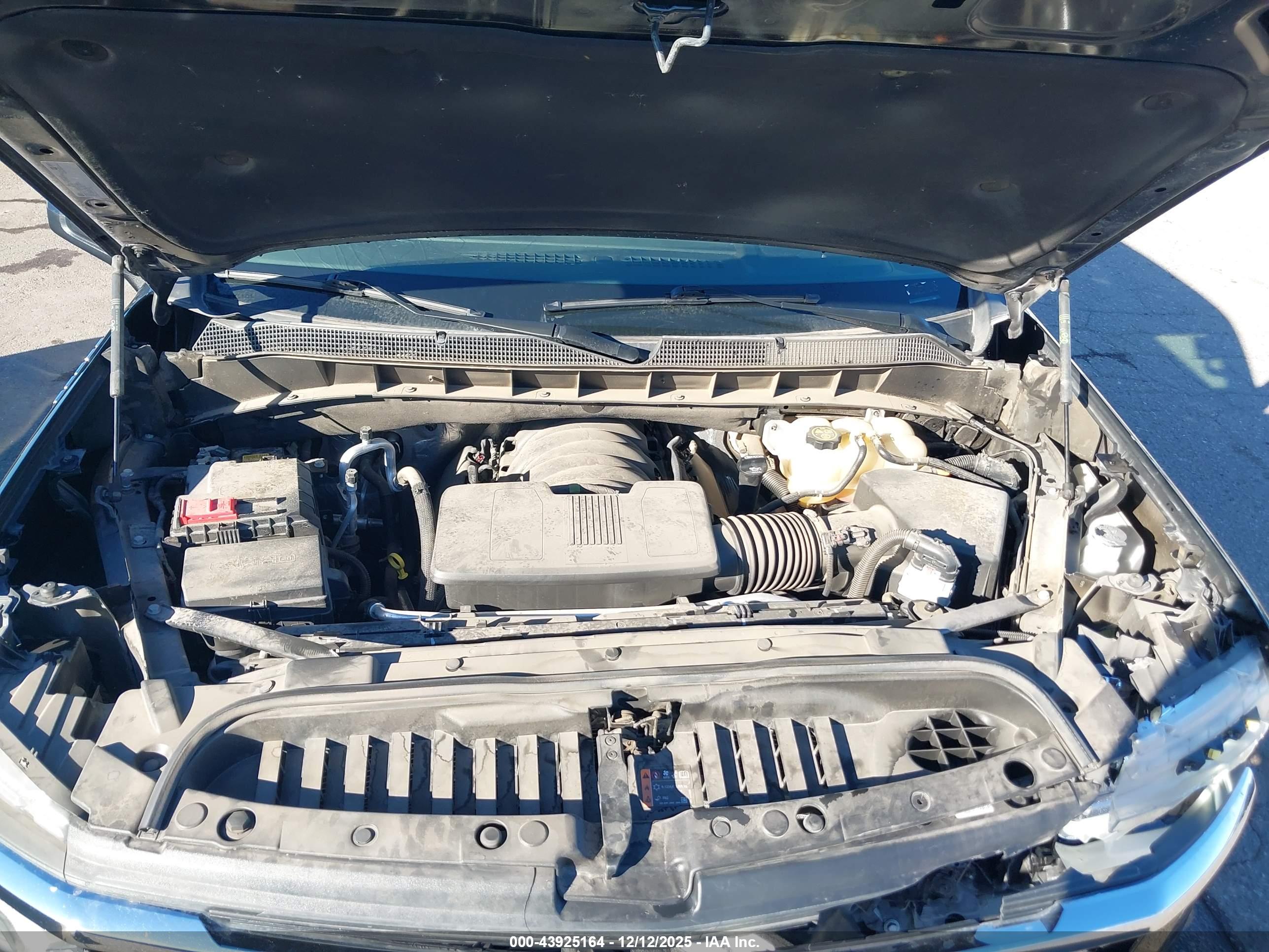 CHEVROLET SILVERADO image 10