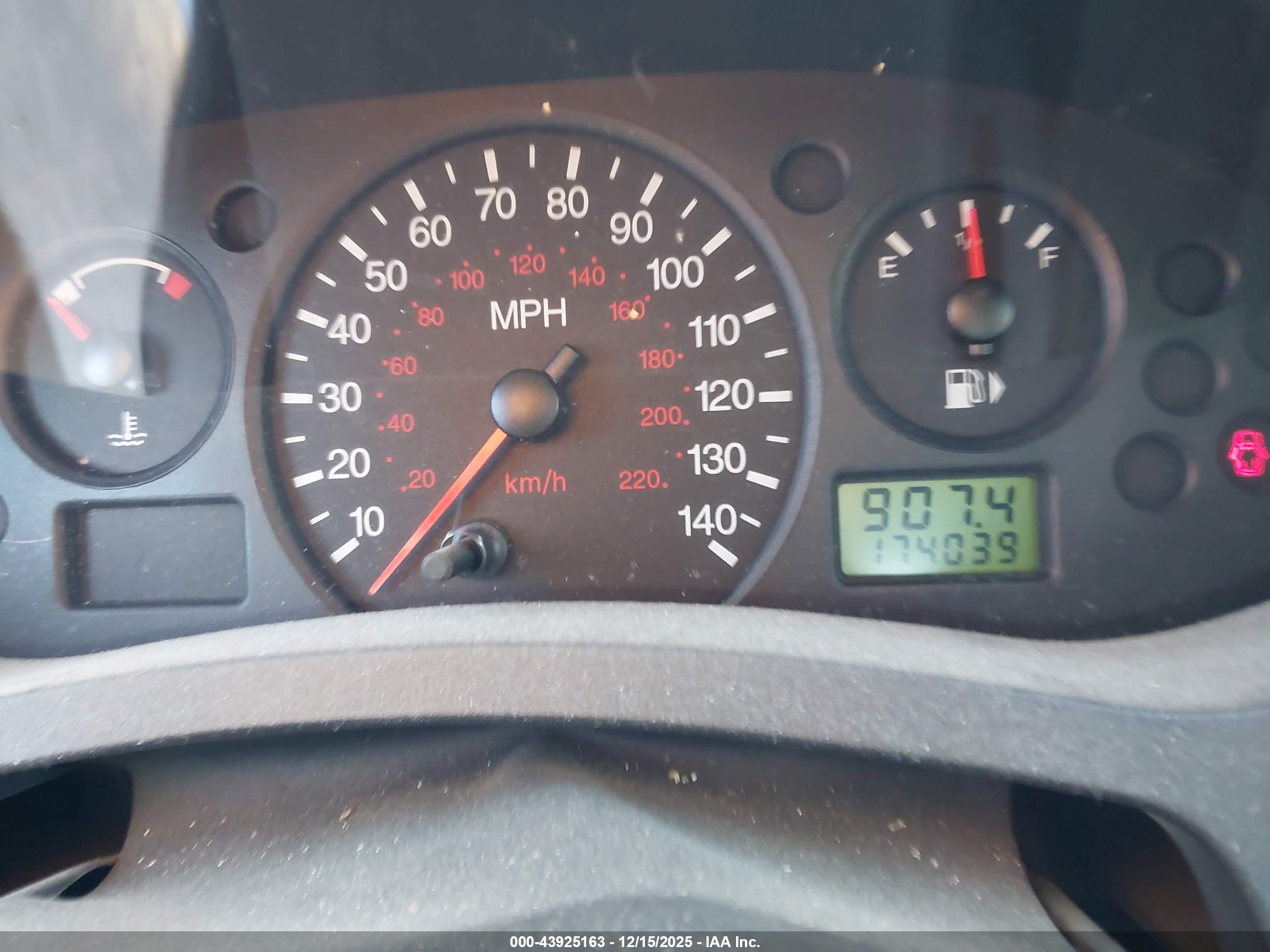 FORD FOCUS image 7