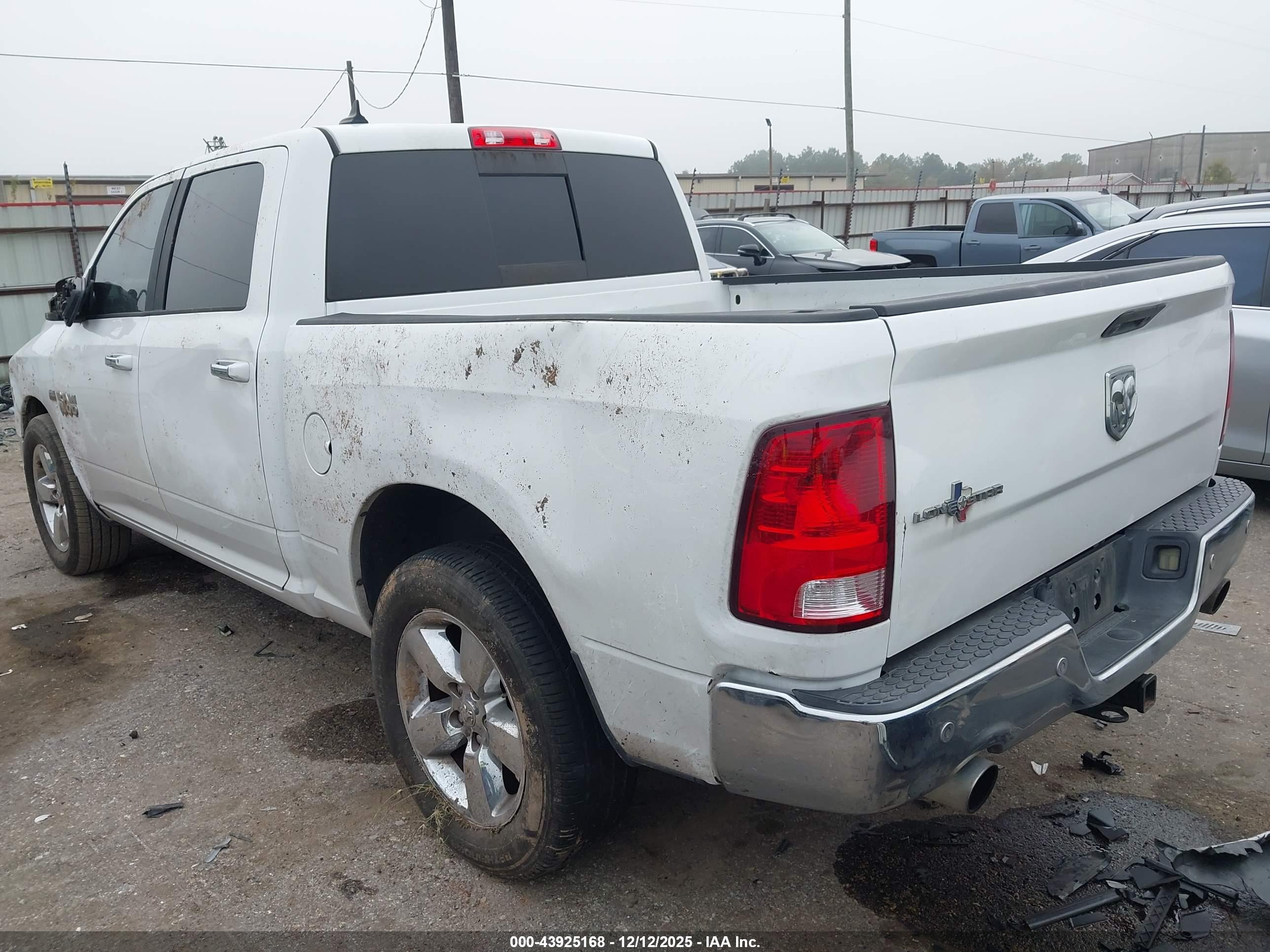 RAM 1500 image 3