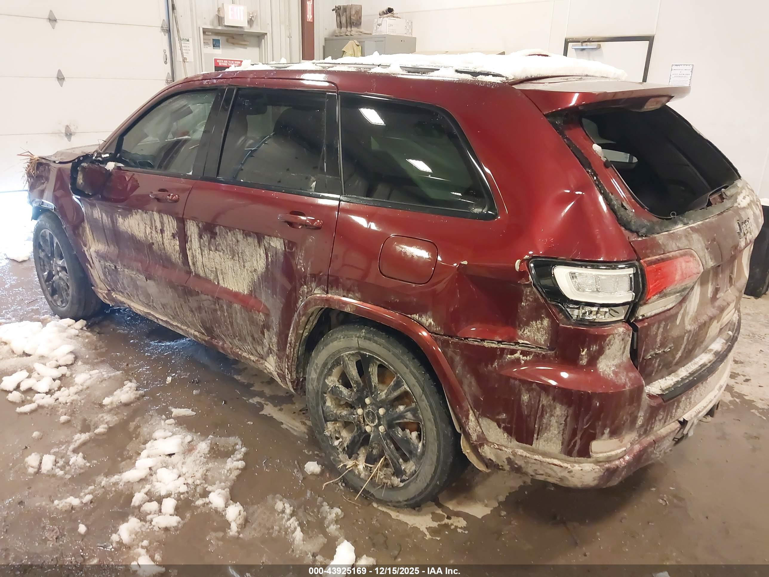 JEEP GRAND image 3