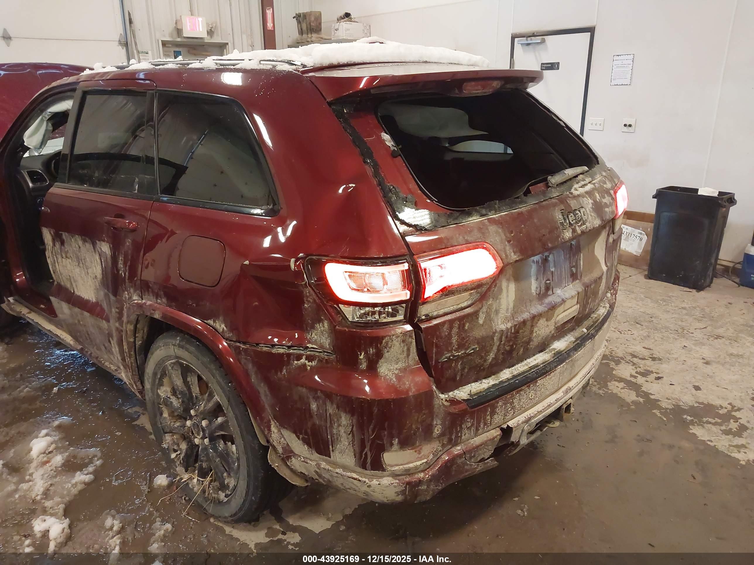 JEEP GRAND image 6
