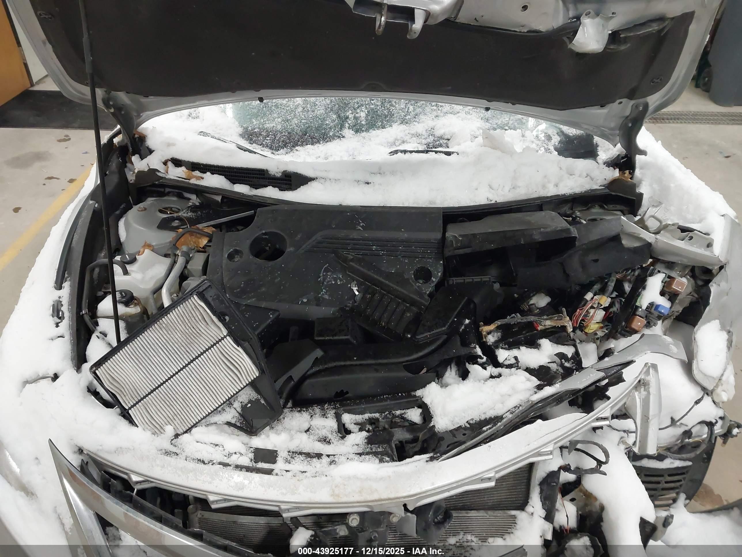 NISSAN ALTIMA image 10
