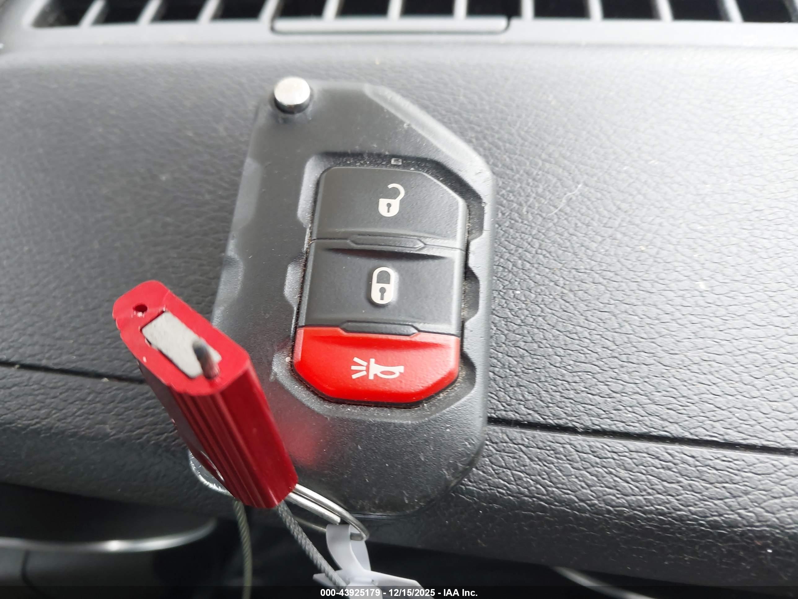 JEEP WRANGLER image 11