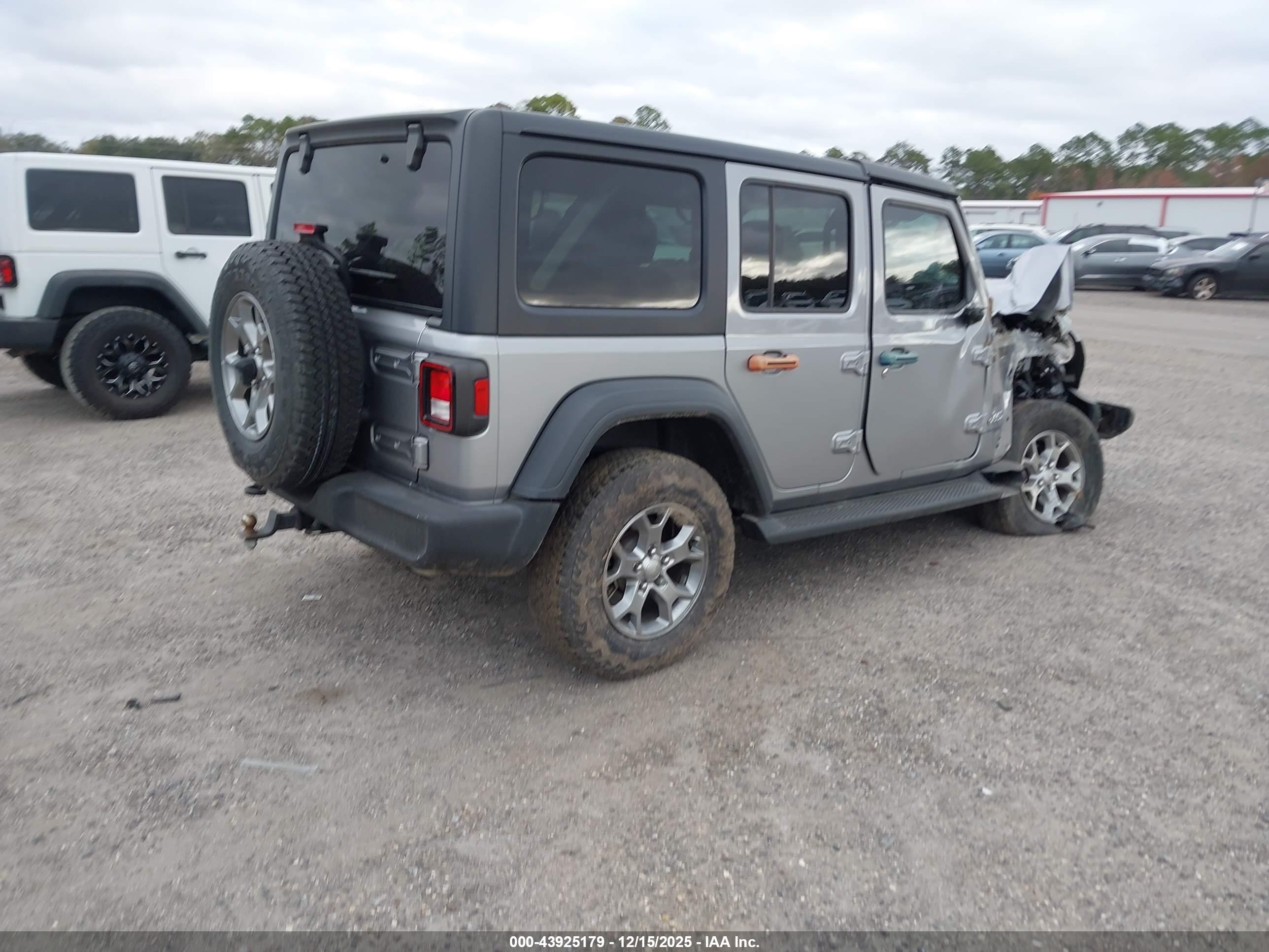 JEEP WRANGLER image 4