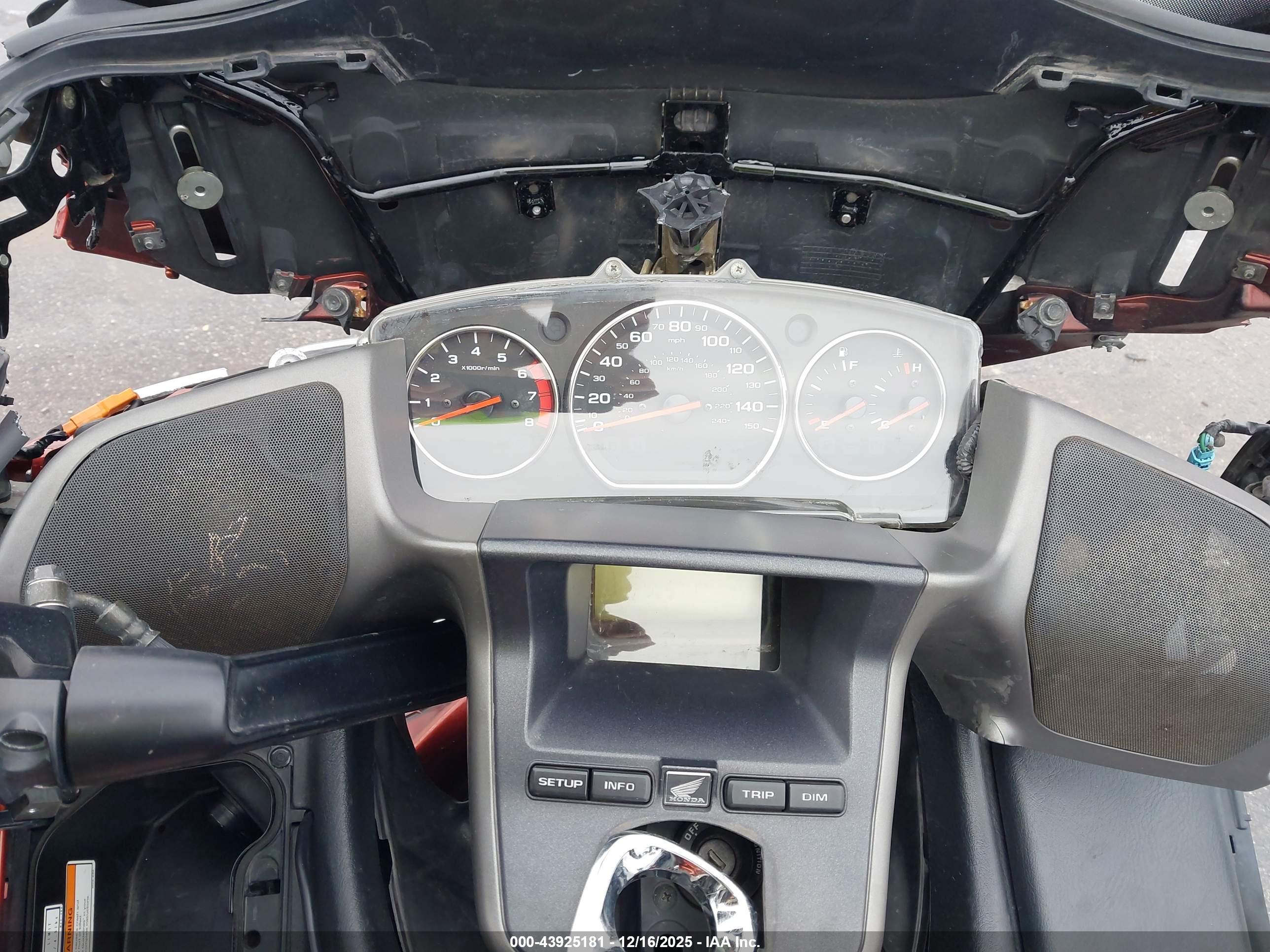 HONDA GL1800 image 7