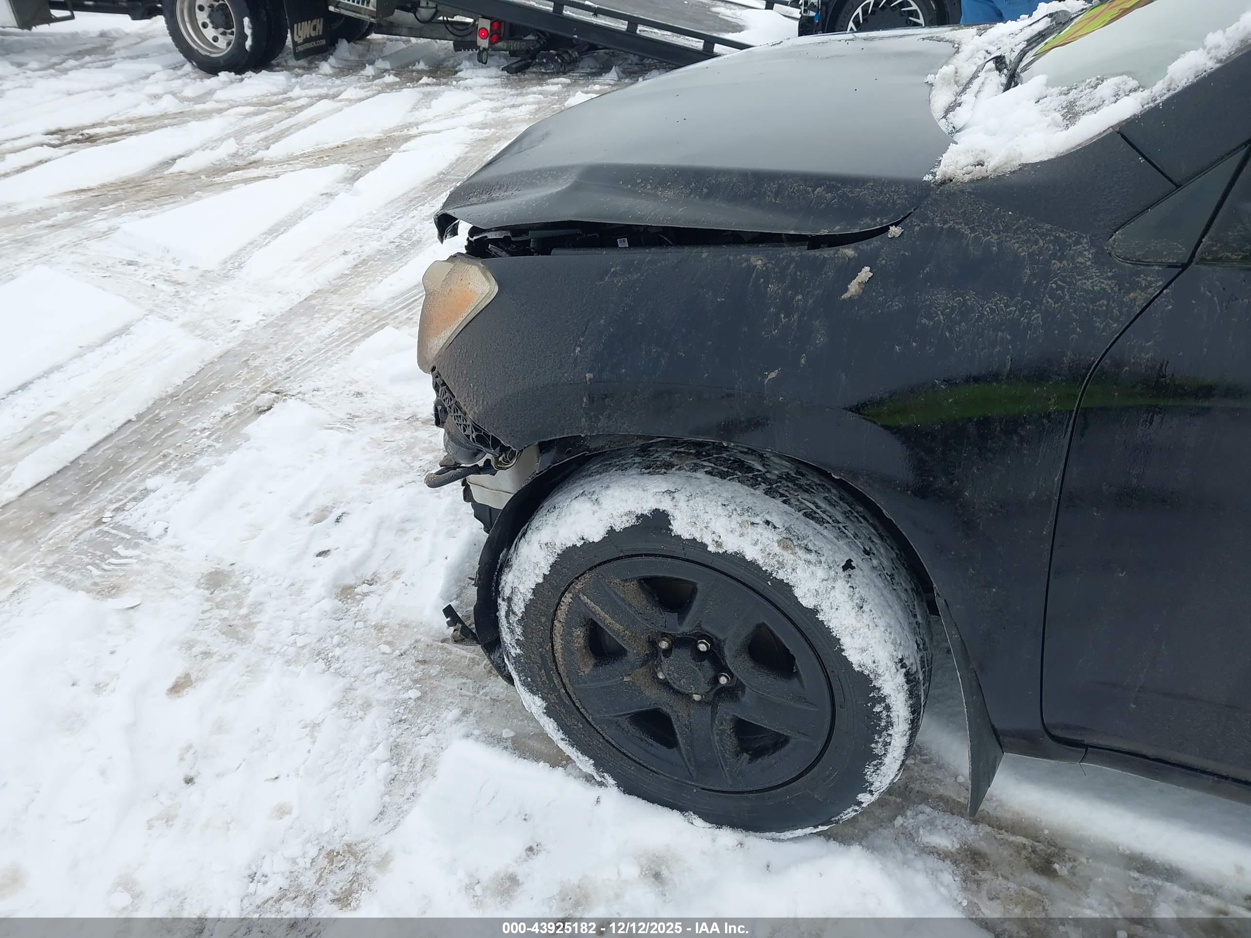 TOYOTA RAV4 image 6
