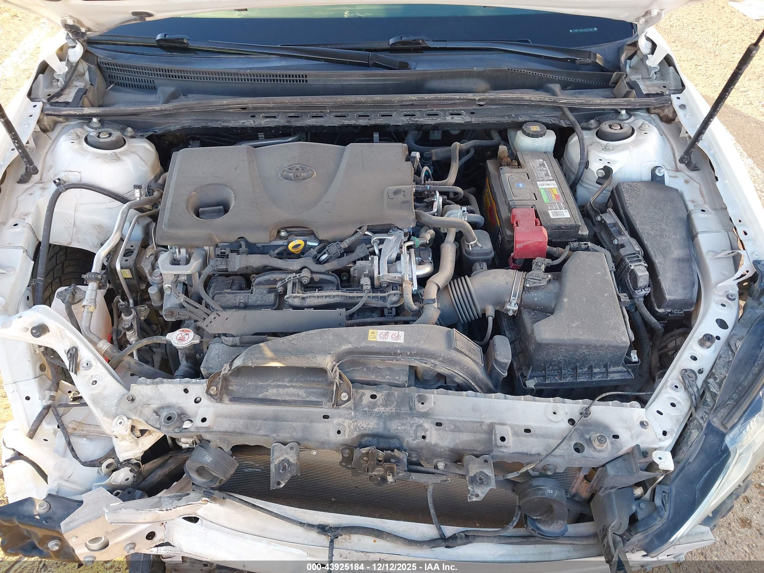 TOYOTA CAMRY image 10