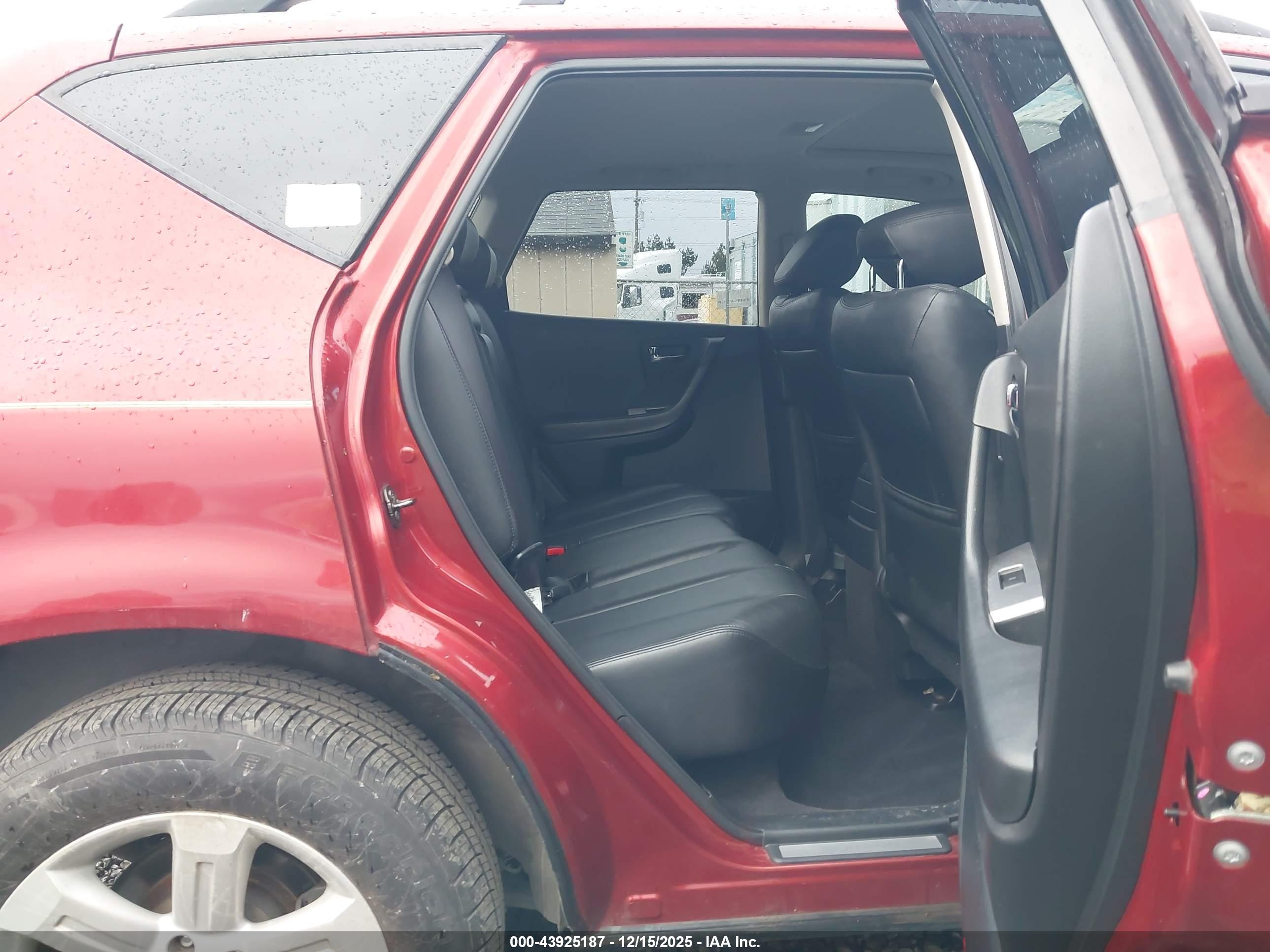NISSAN MURANO image 8