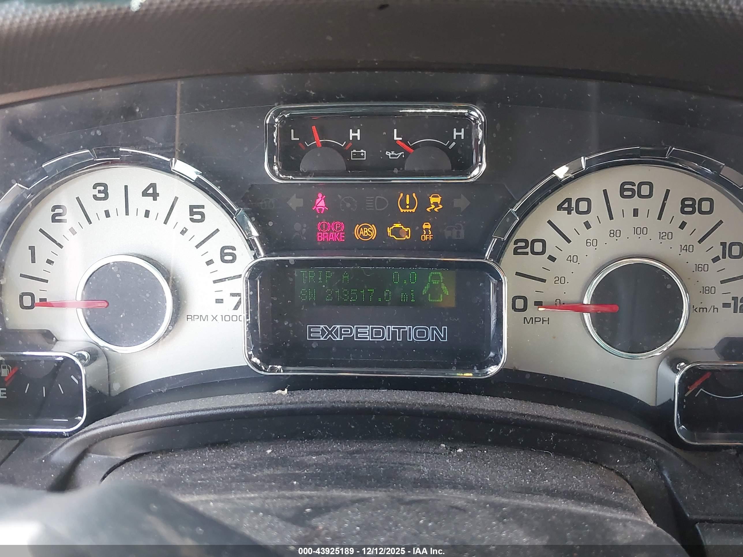 FORD EXPEDITION image 7