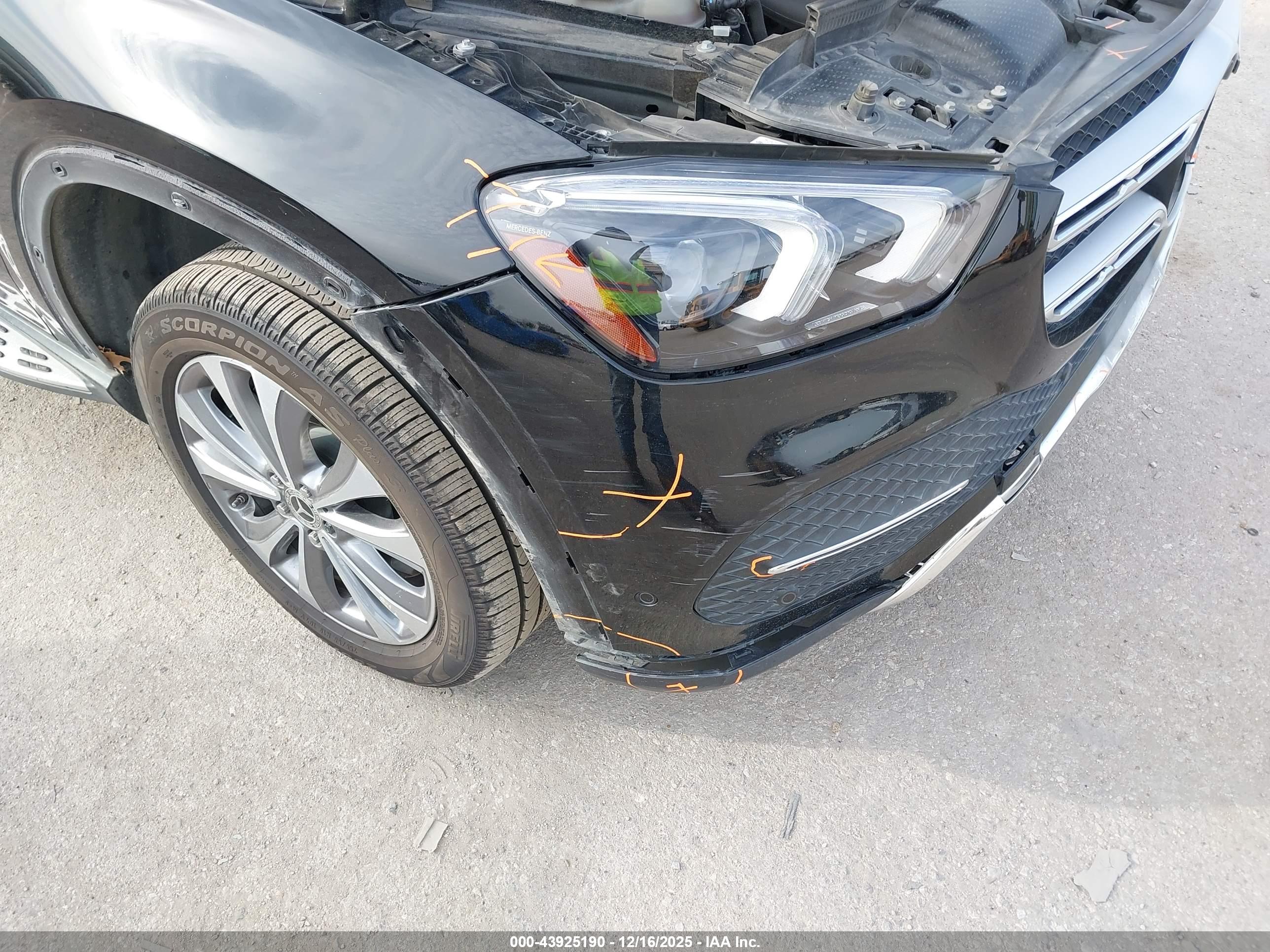 MERCEDES-BENZ GLE image 6