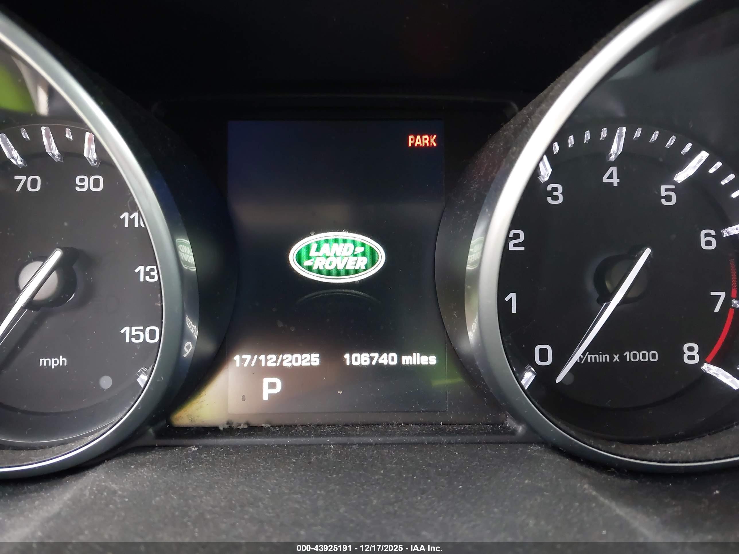 LAND ROVER image 7