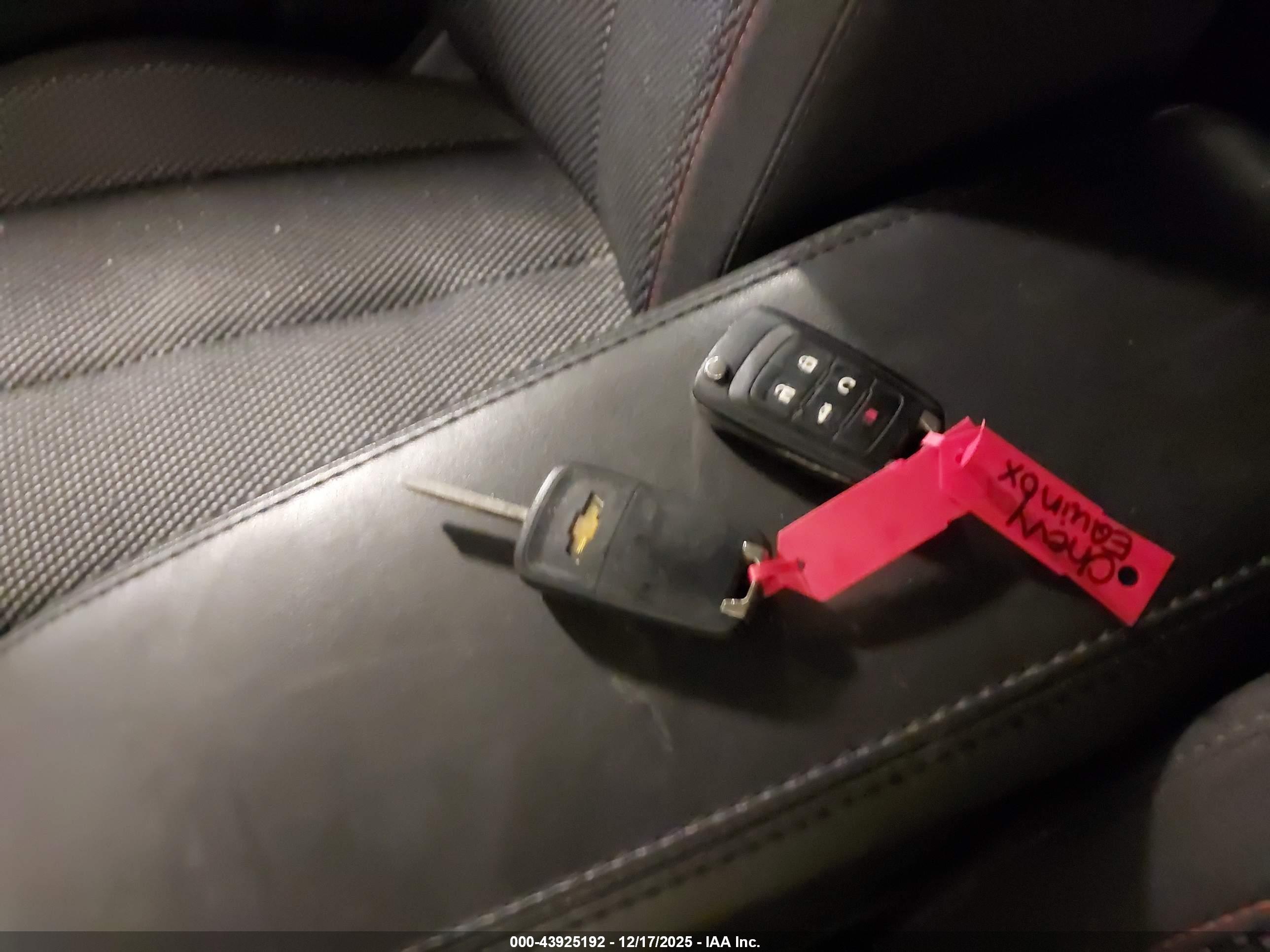 CHEVROLET EQUINOX image 11