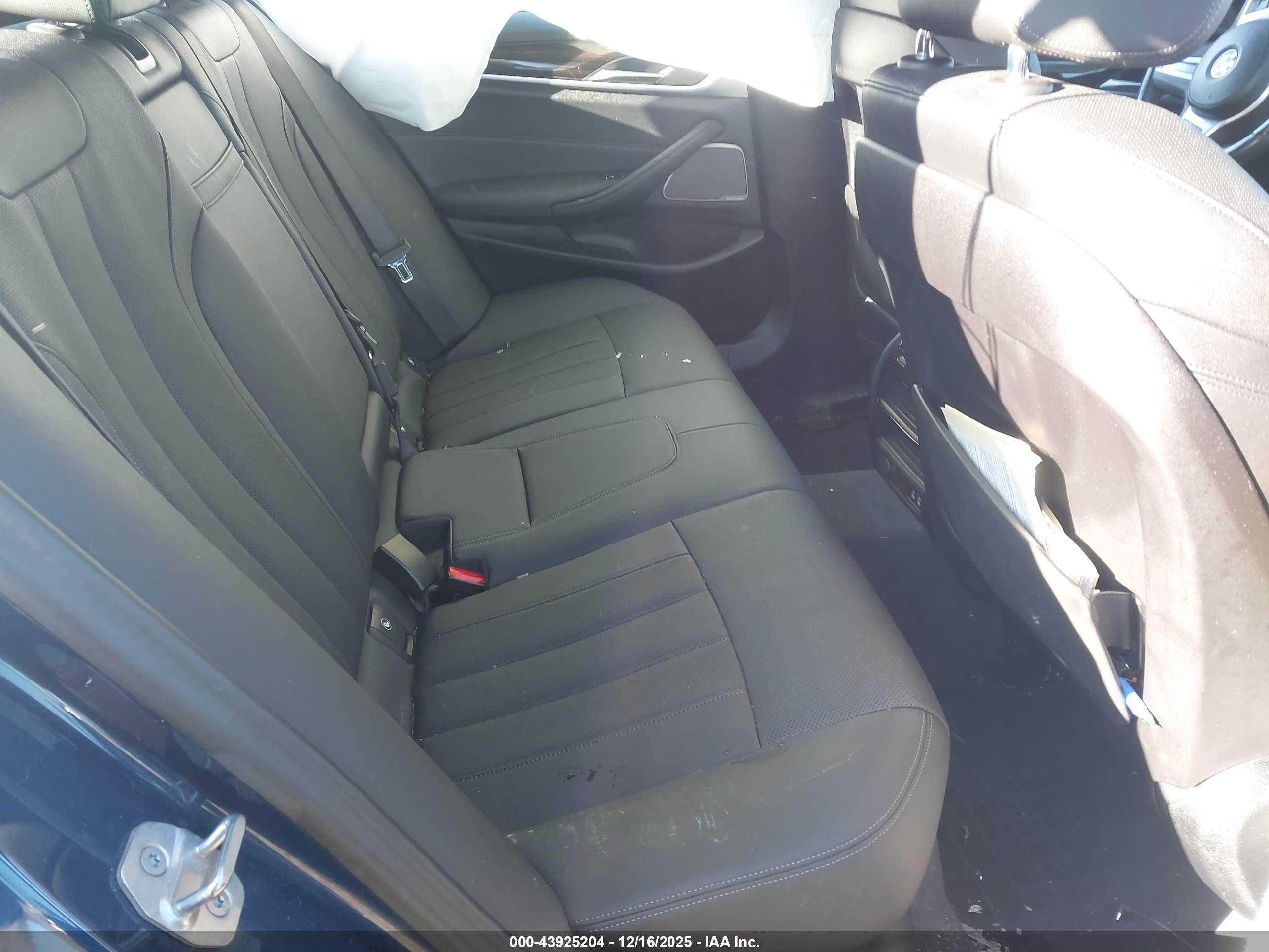 BMW 530 image 8