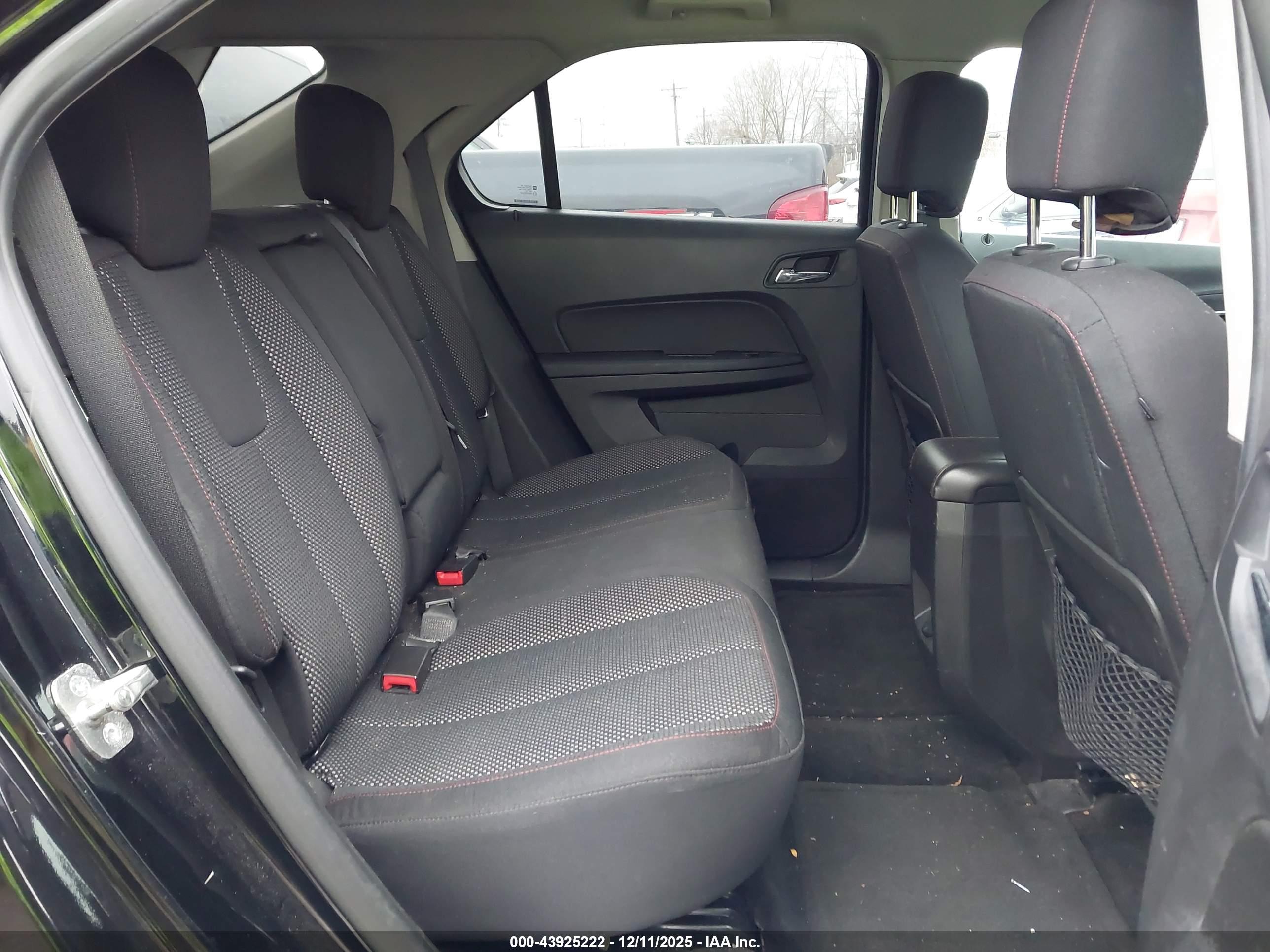 CHEVROLET EQUINOX image 8