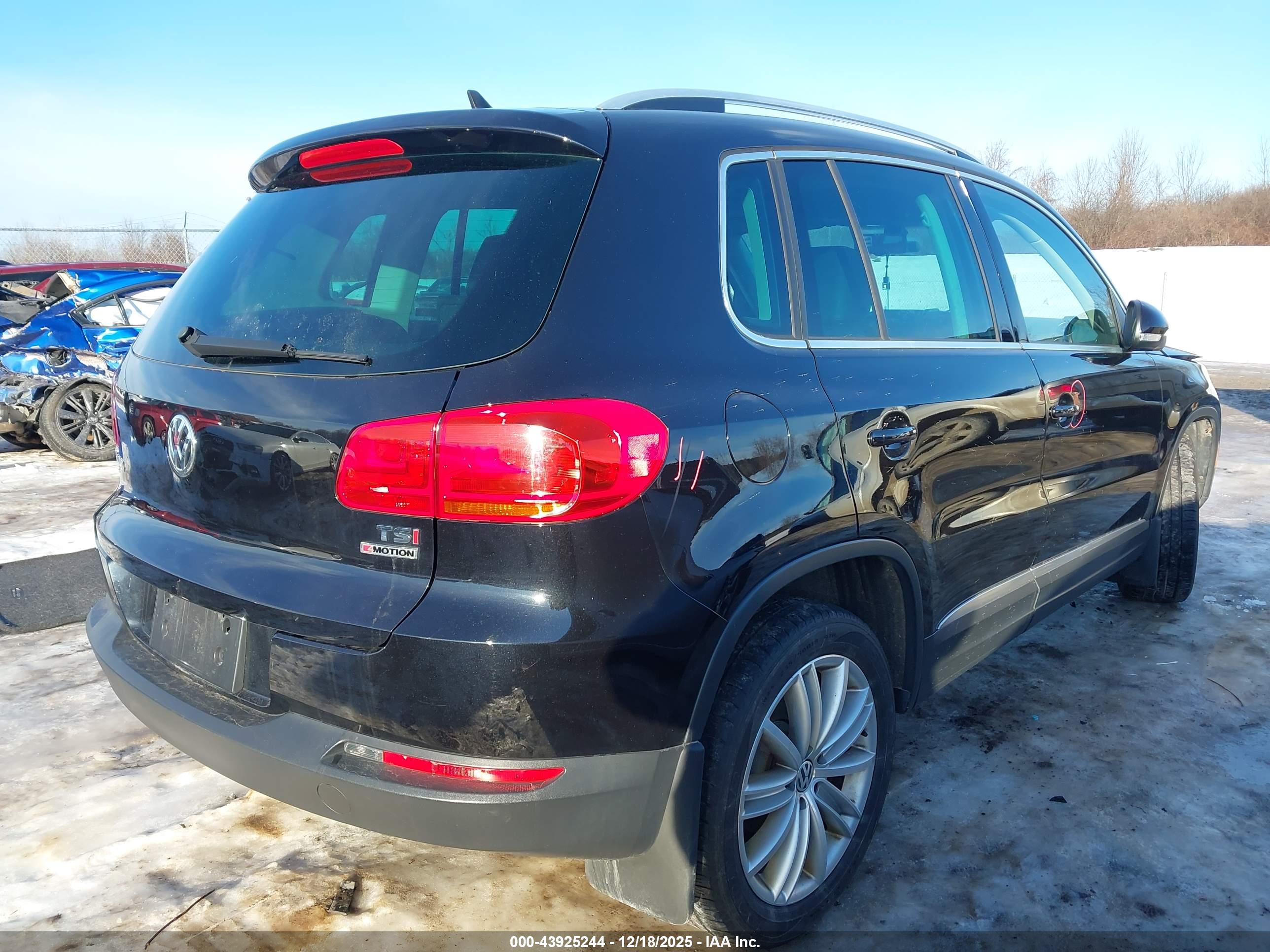 VOLKSWAGEN TIGUAN image 4