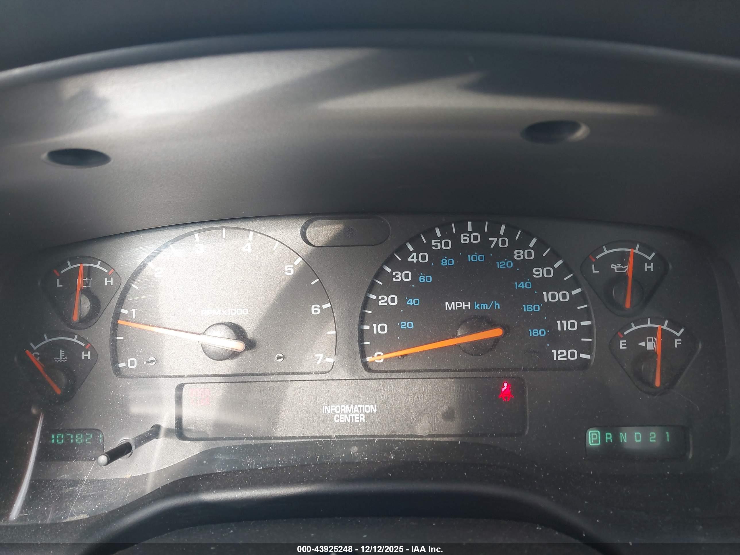 DODGE DAKOTA image 7