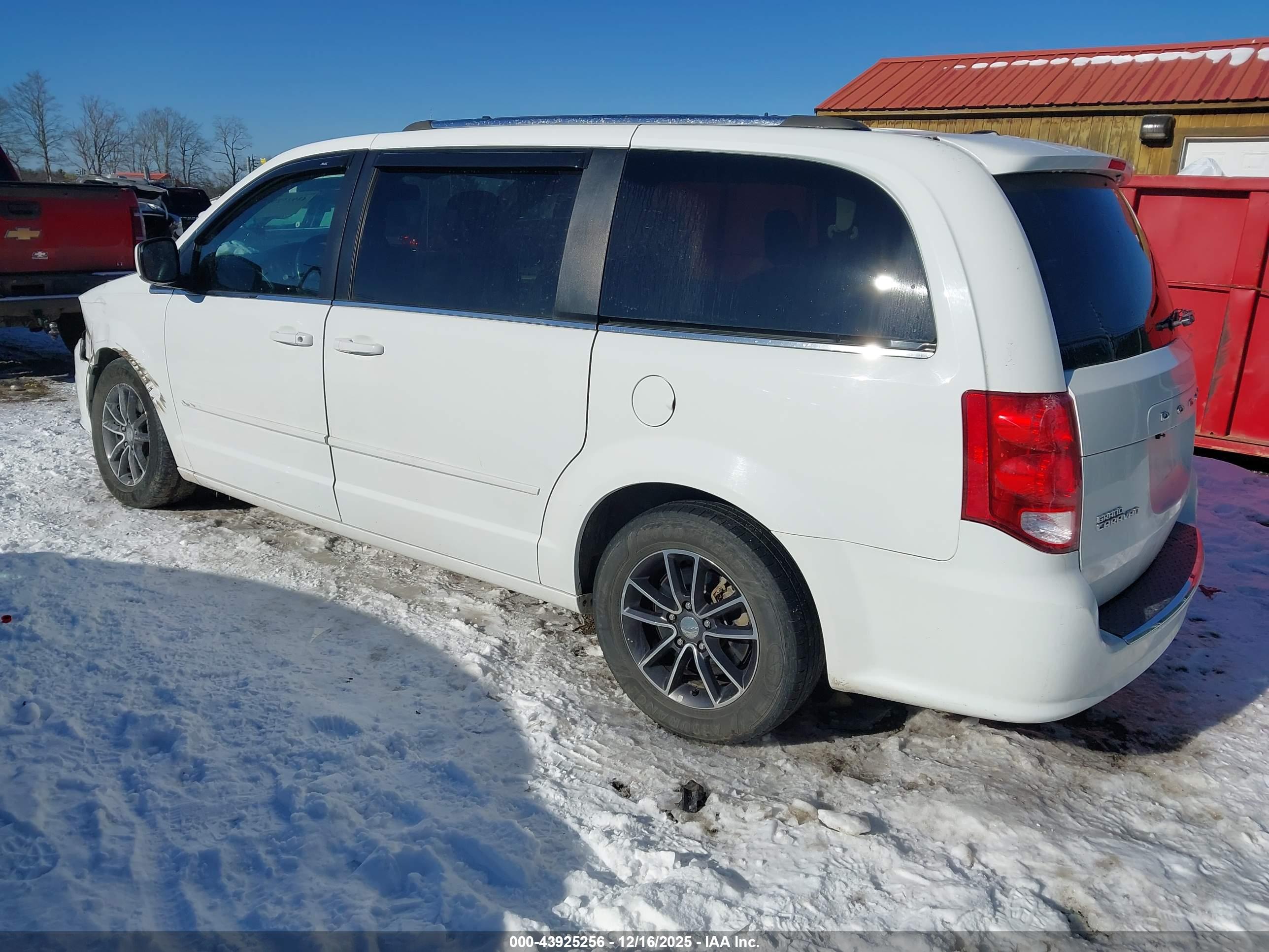 DODGE GRAND image 3