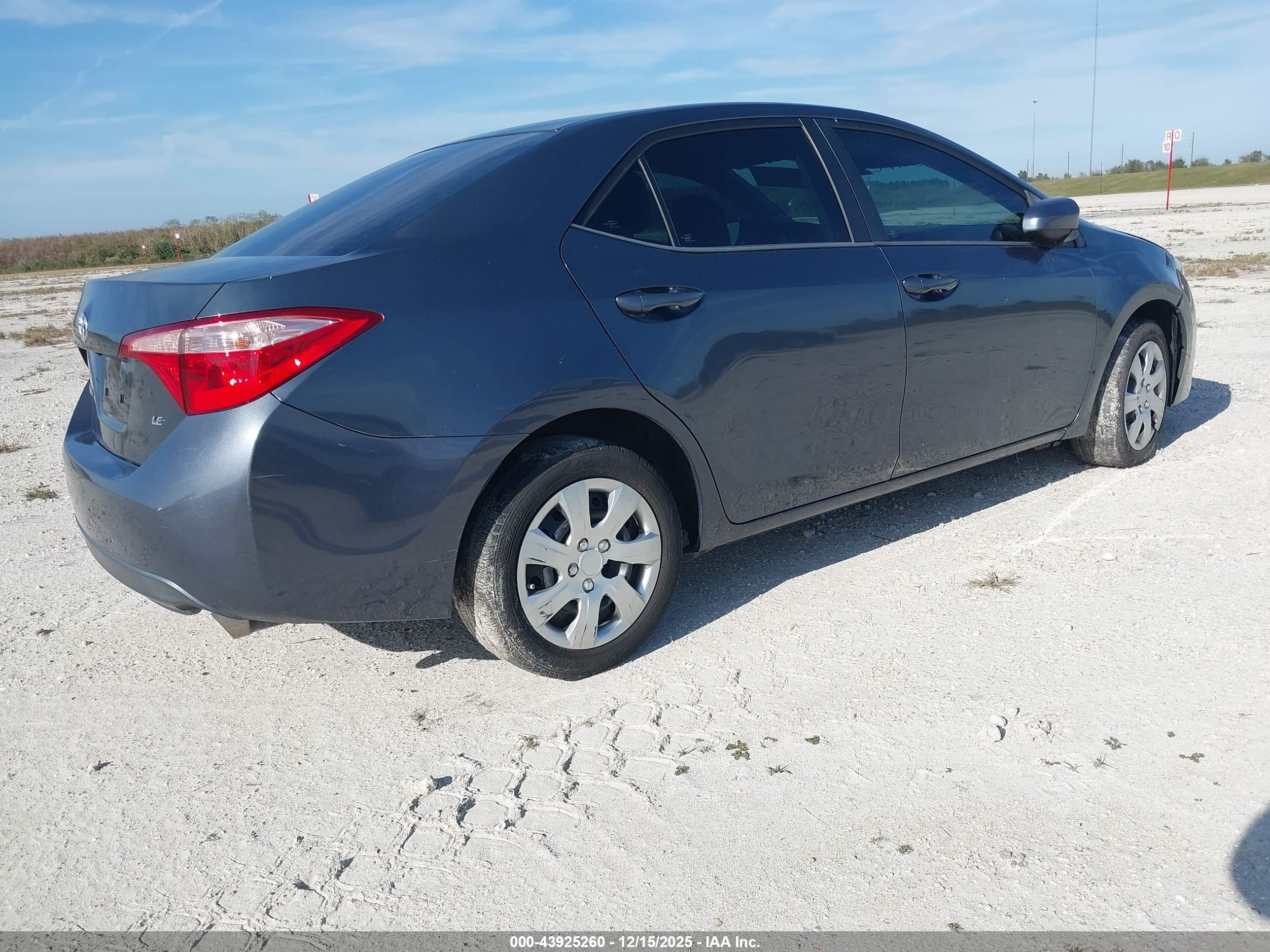 TOYOTA COROLLA image 4