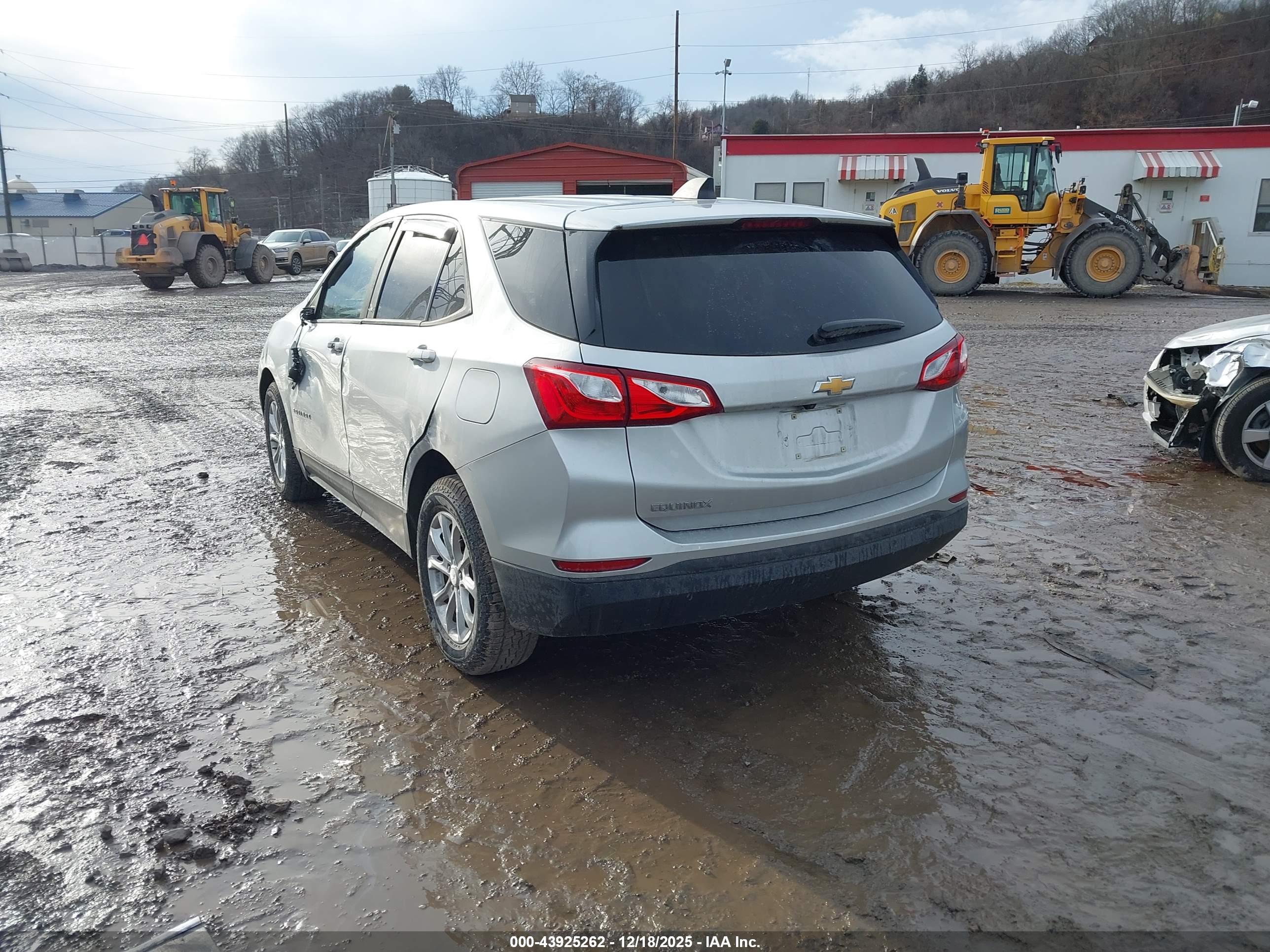 CHEVROLET EQUINOX image 3