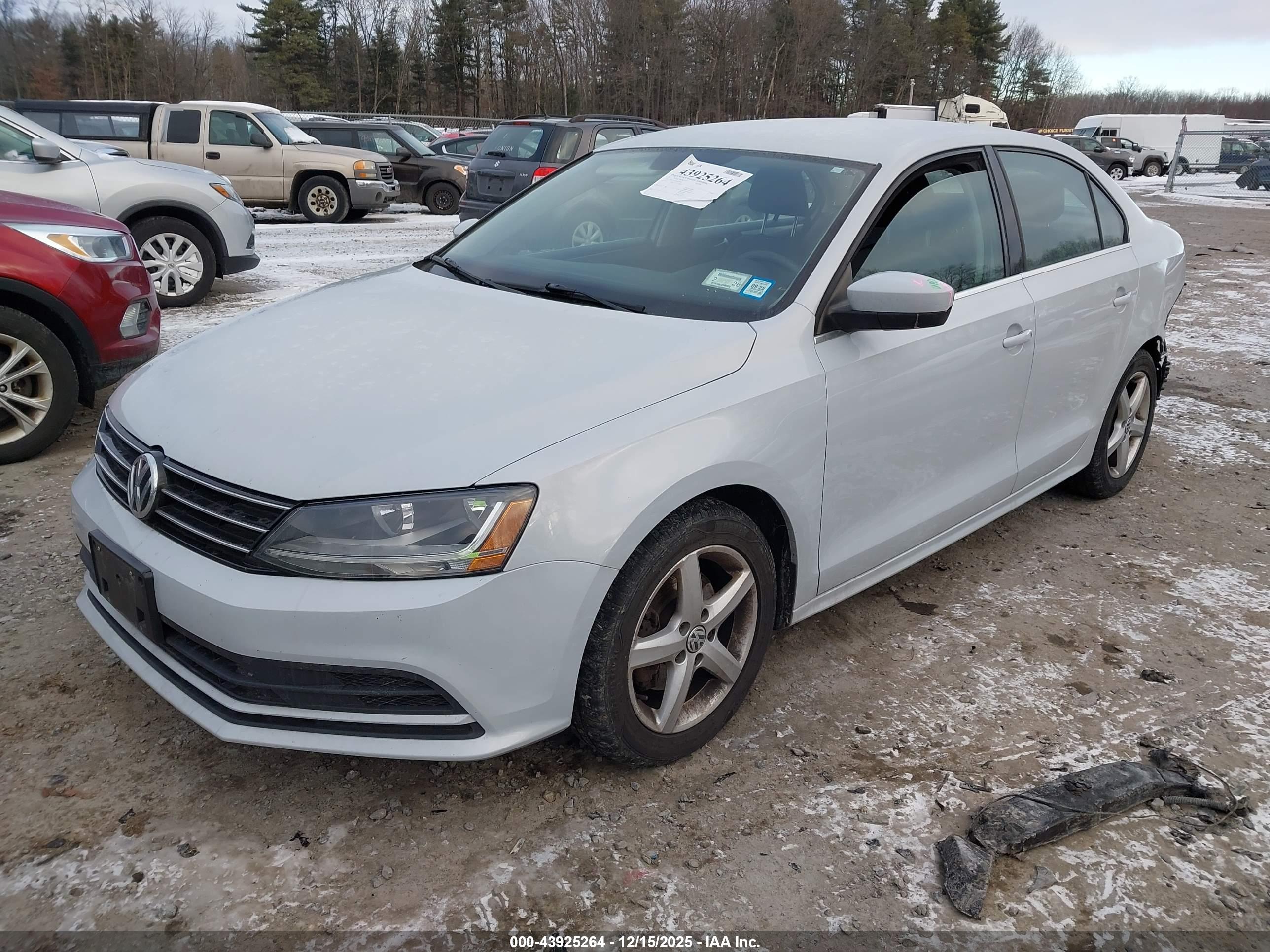 VOLKSWAGEN JETTA image 2