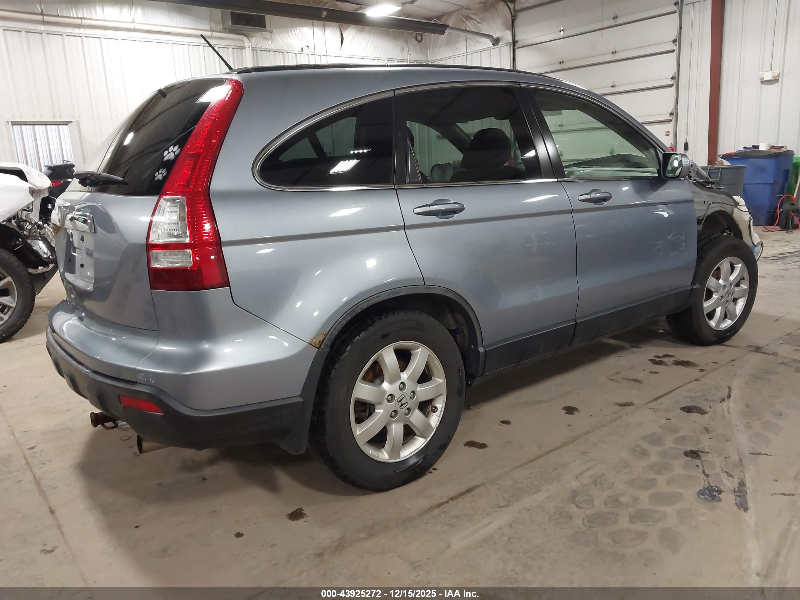 HONDA CR-V image 4