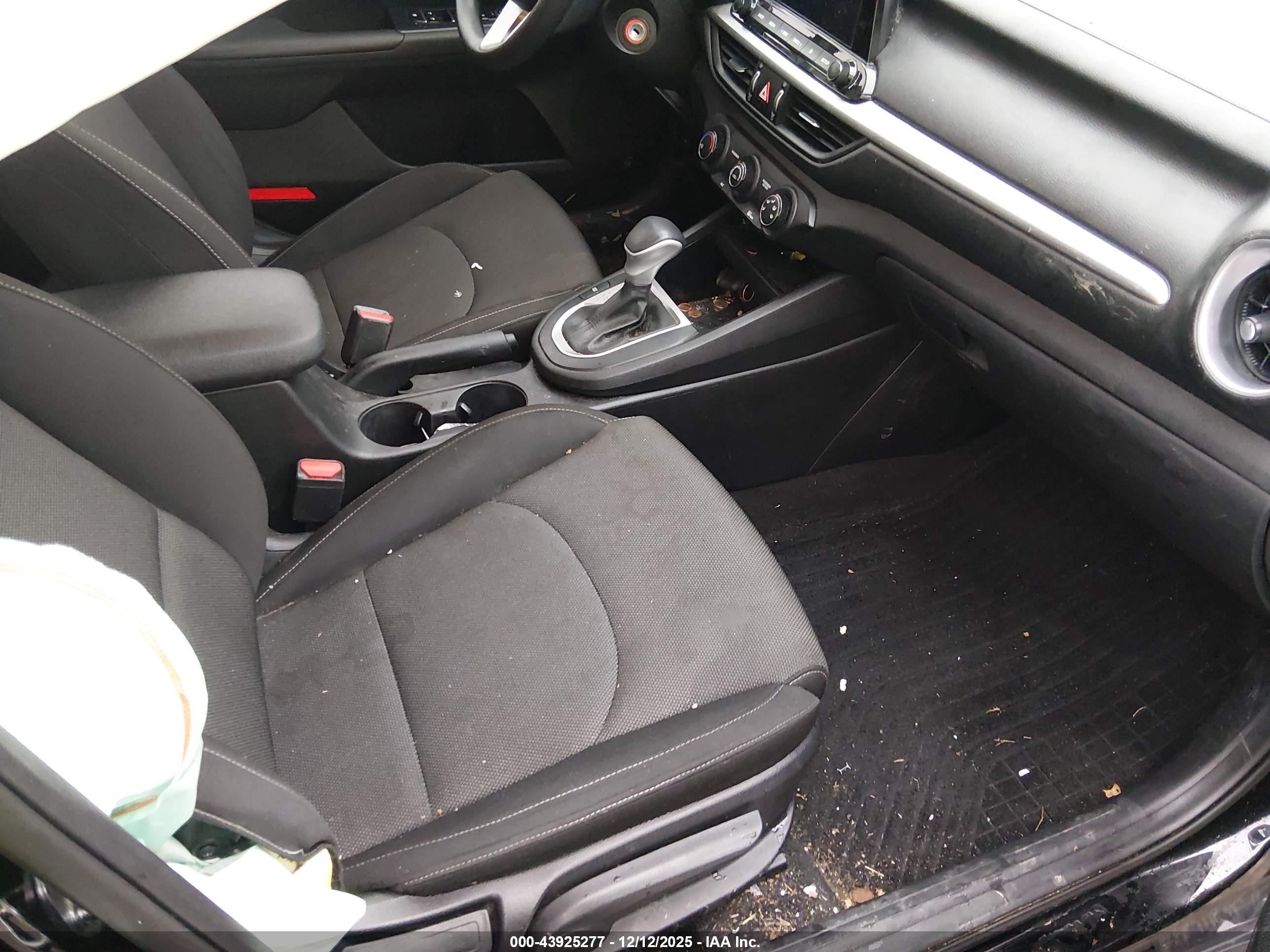 KIA FORTE image 5
