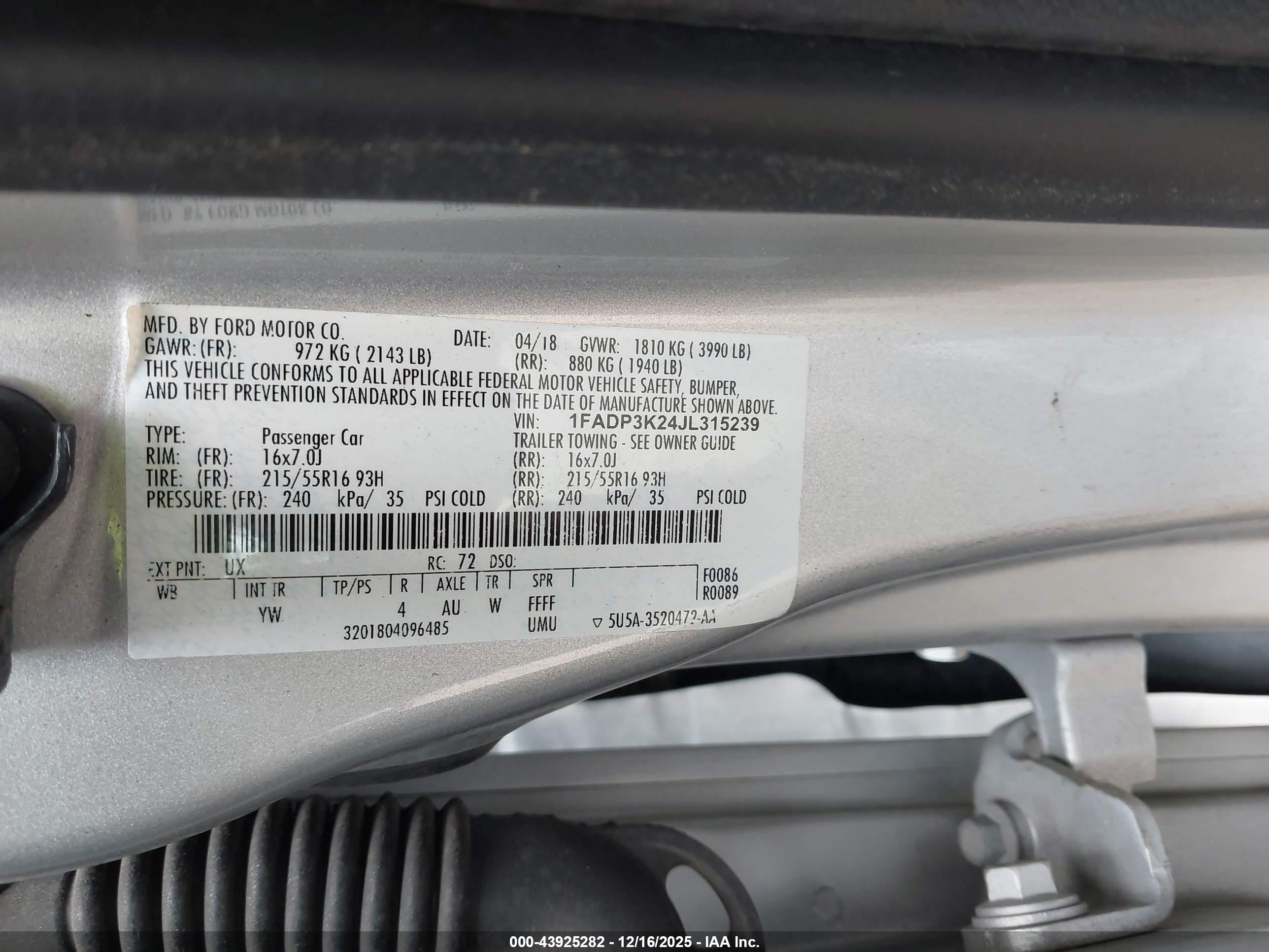 FORD FOCUS image 9