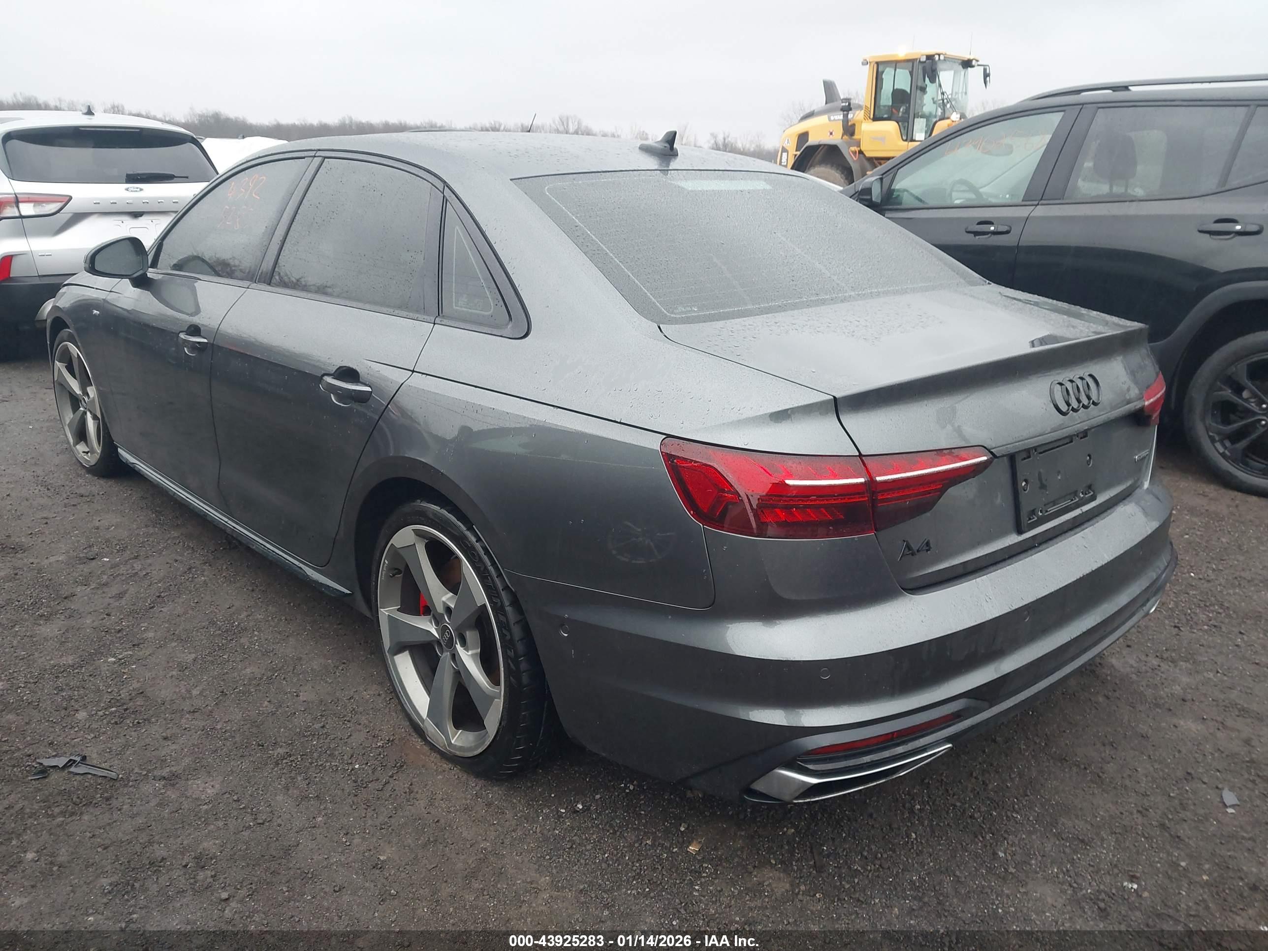 AUDI A4 image 3