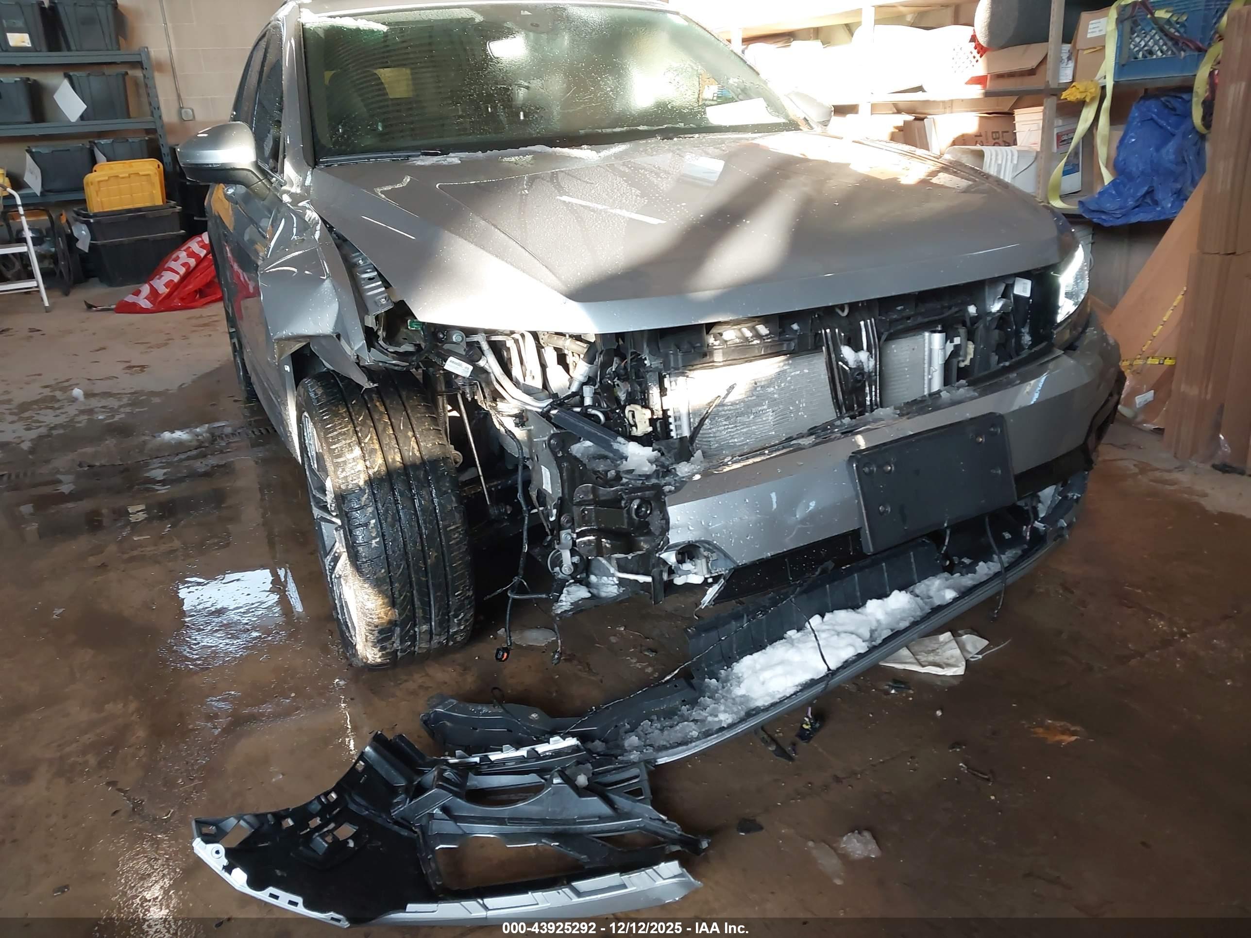 VOLKSWAGEN TIGUAN image 6