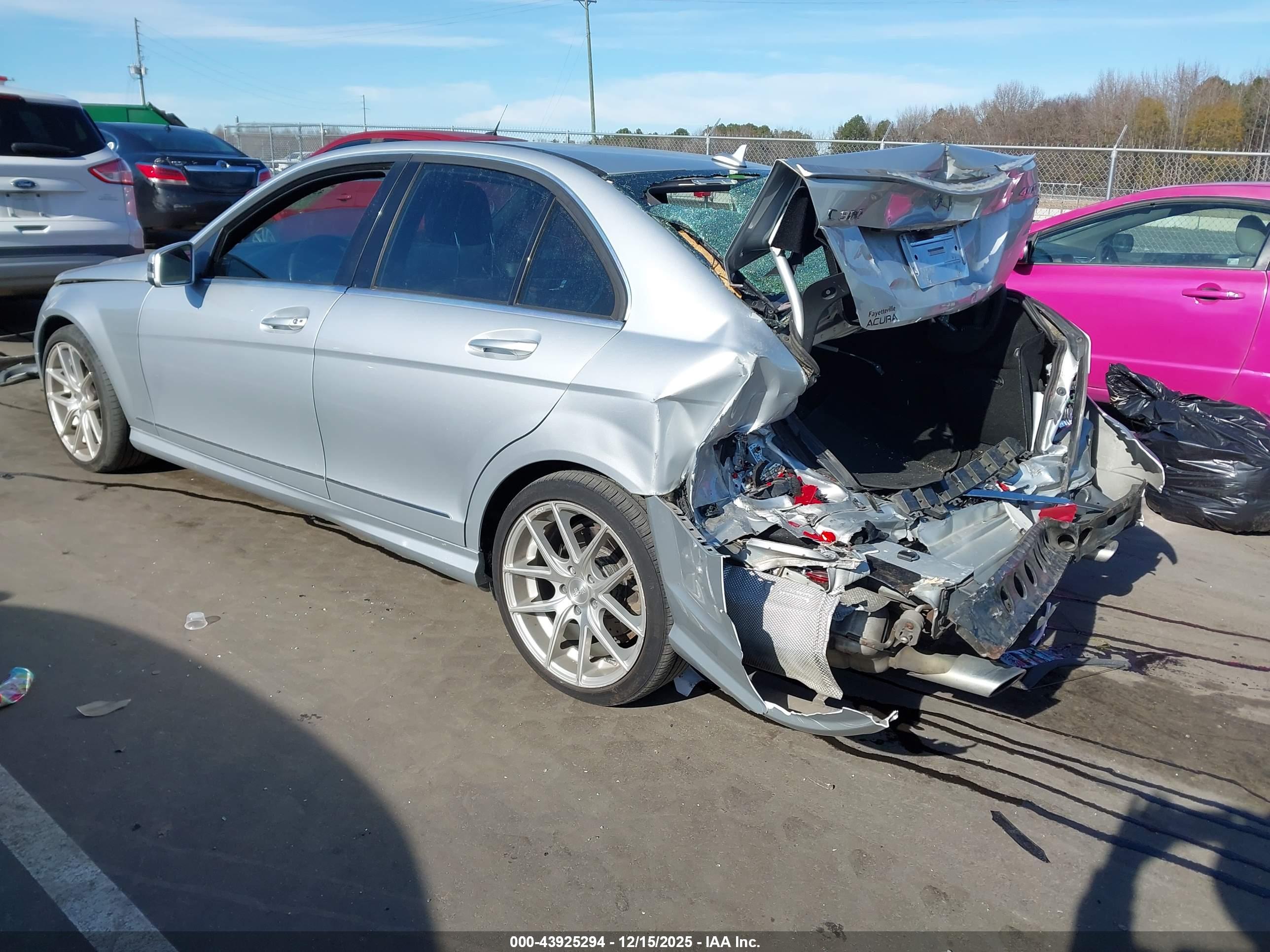 MERCEDES-BENZ C image 3
