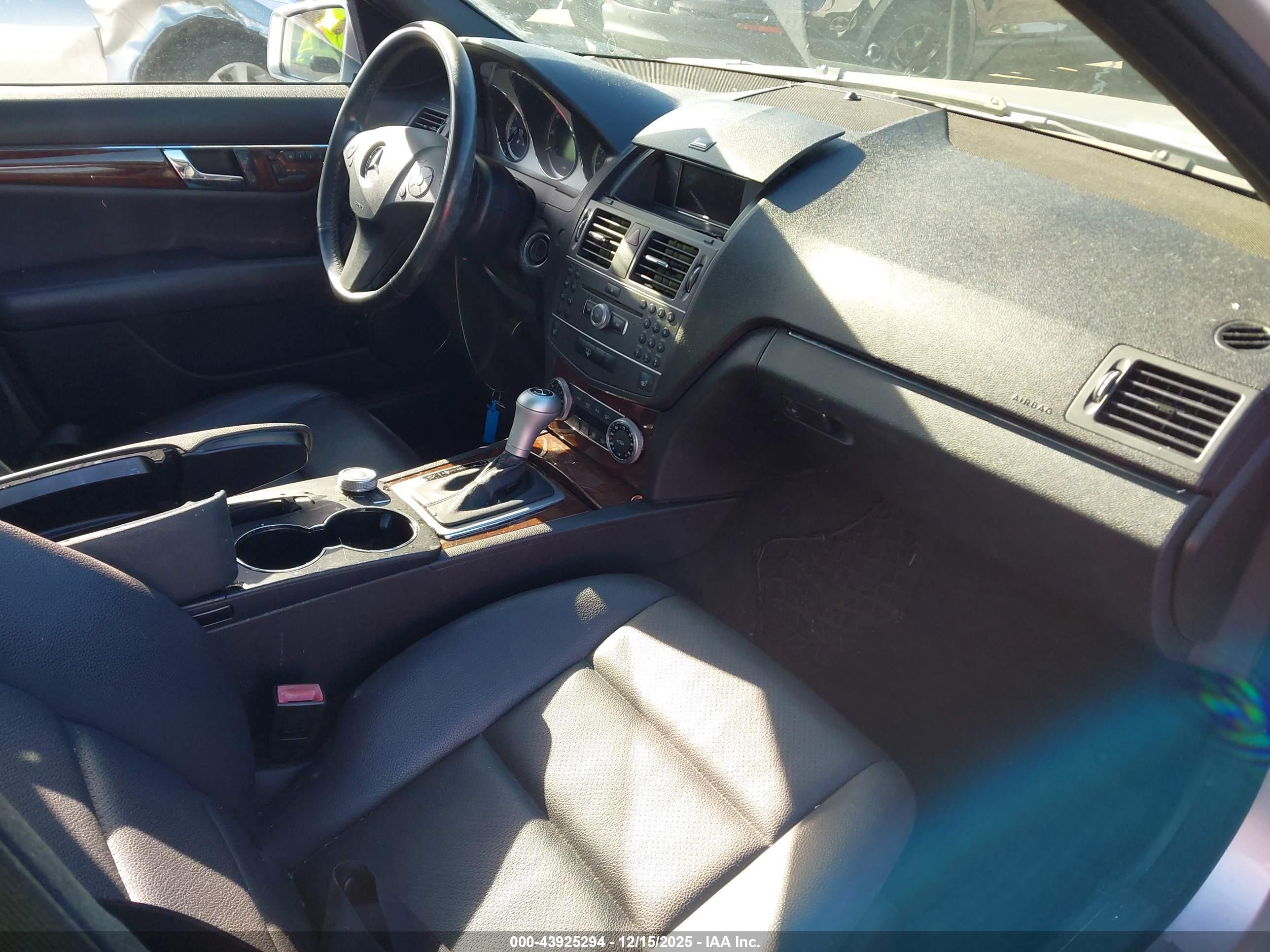 MERCEDES-BENZ C image 5