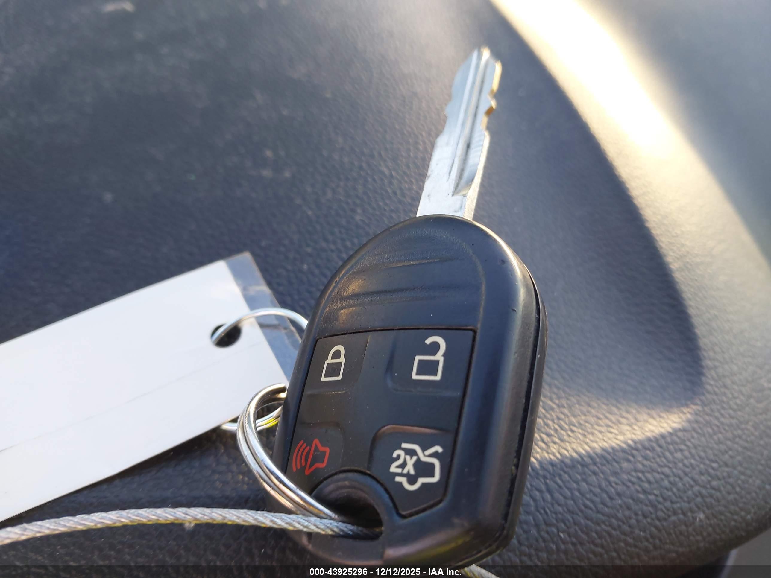 FORD EDGE image 11